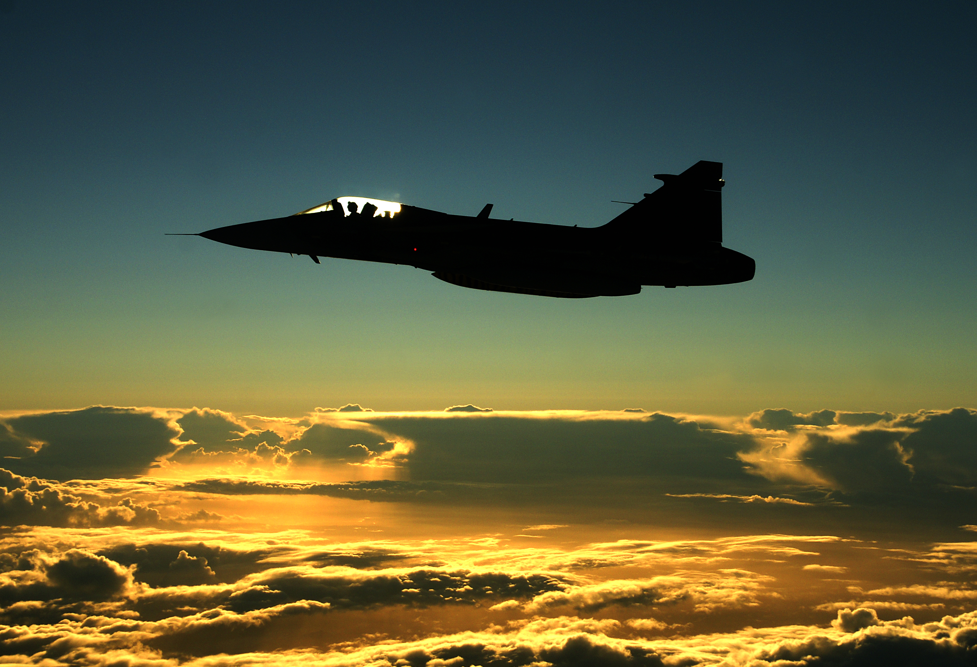 ¿Quien fabrica los cazas gripen?