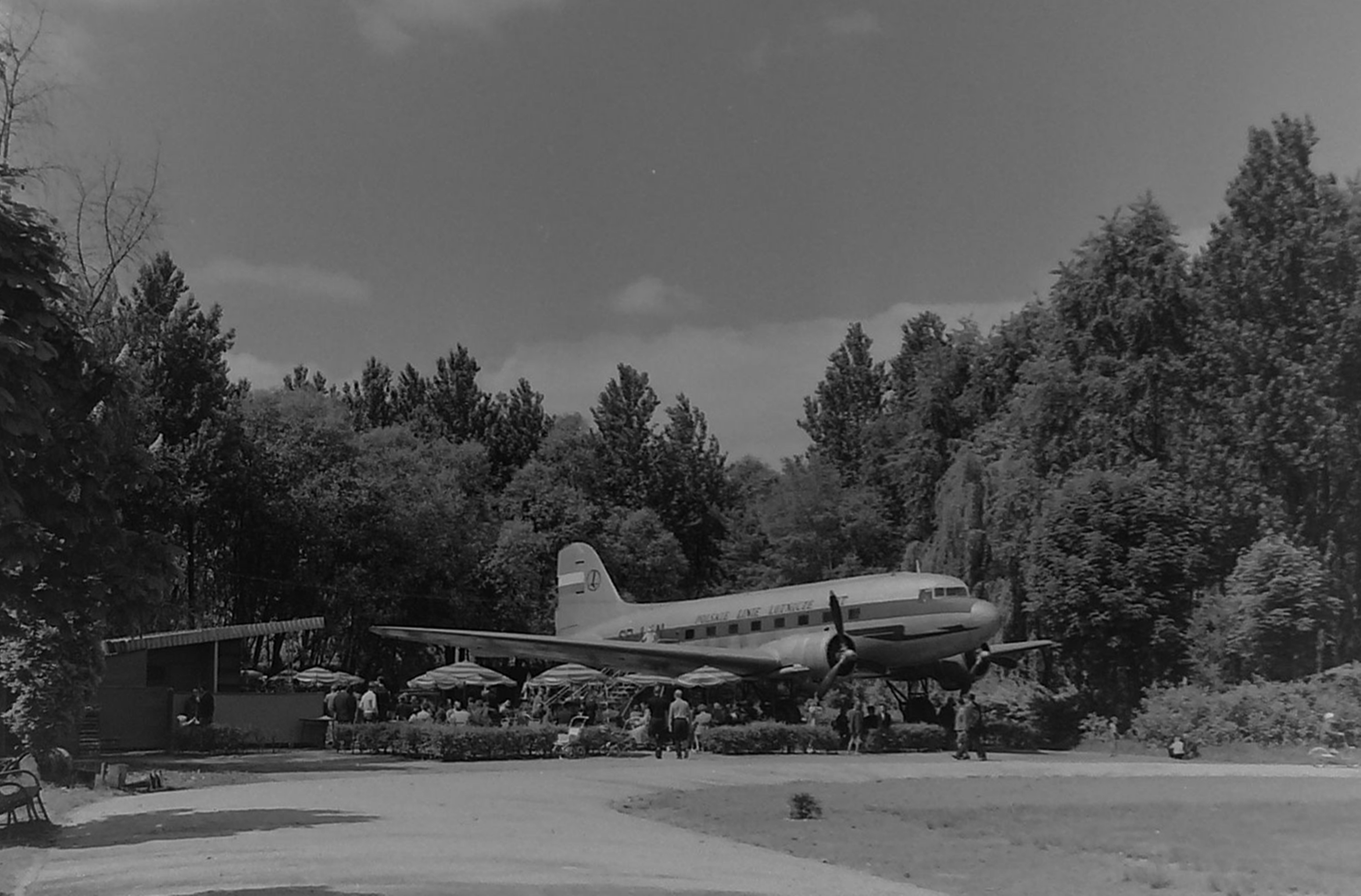 Douglas DC-3