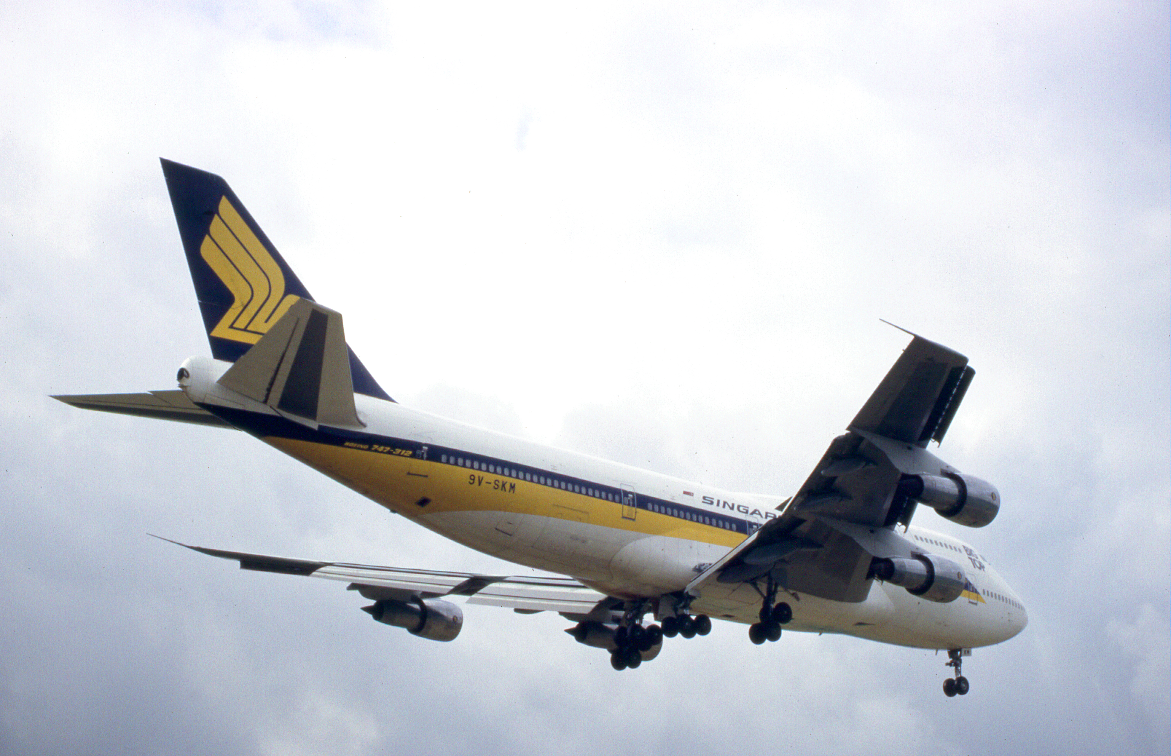 Singapore 747-300