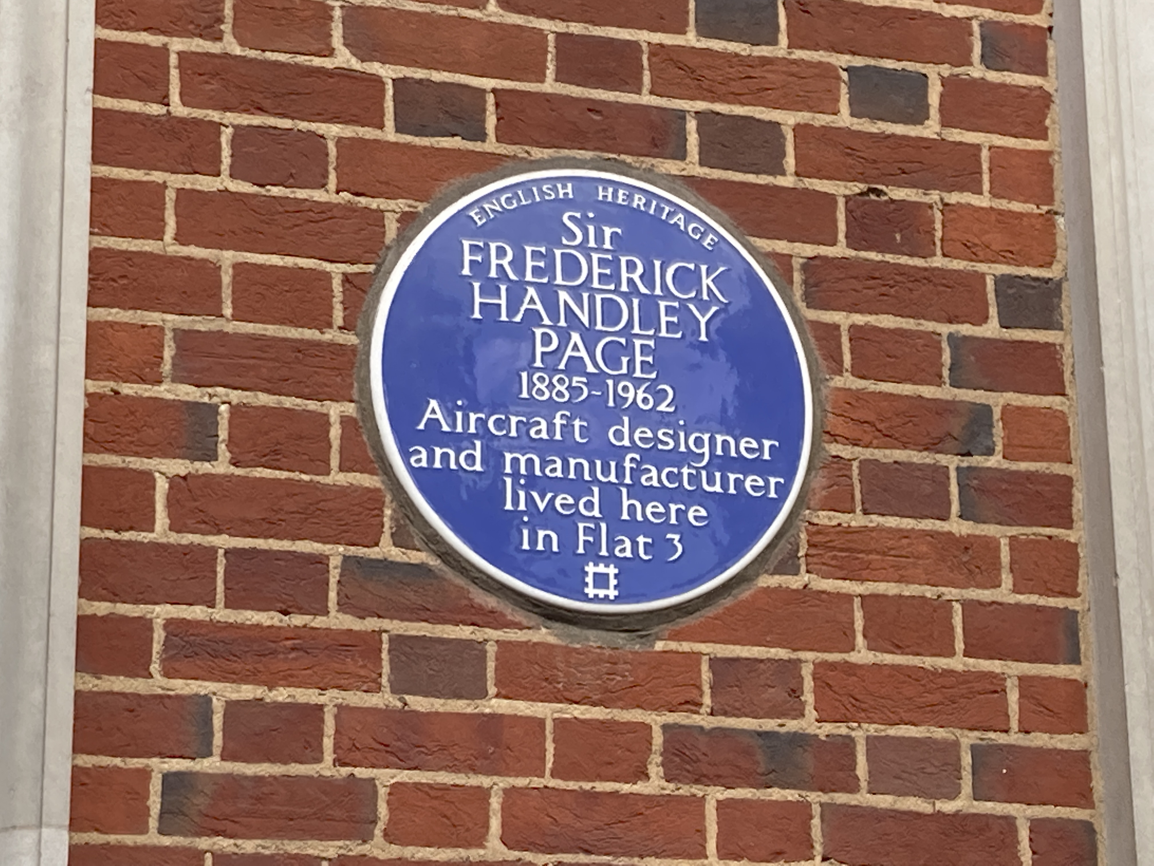 Sir Frederick Handley Page plaque