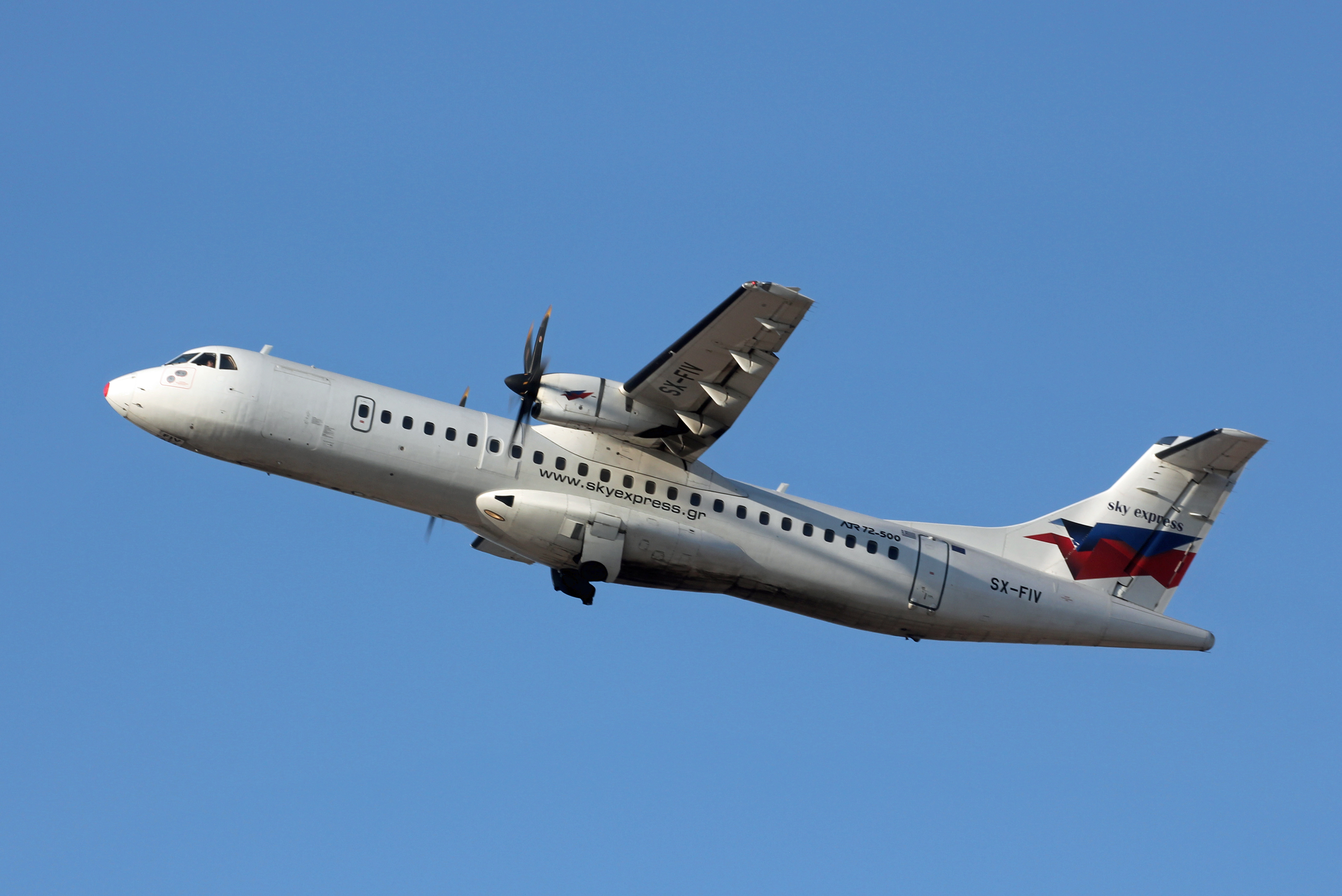 Sky Express (Greece) ATR 72-500, SX FIV