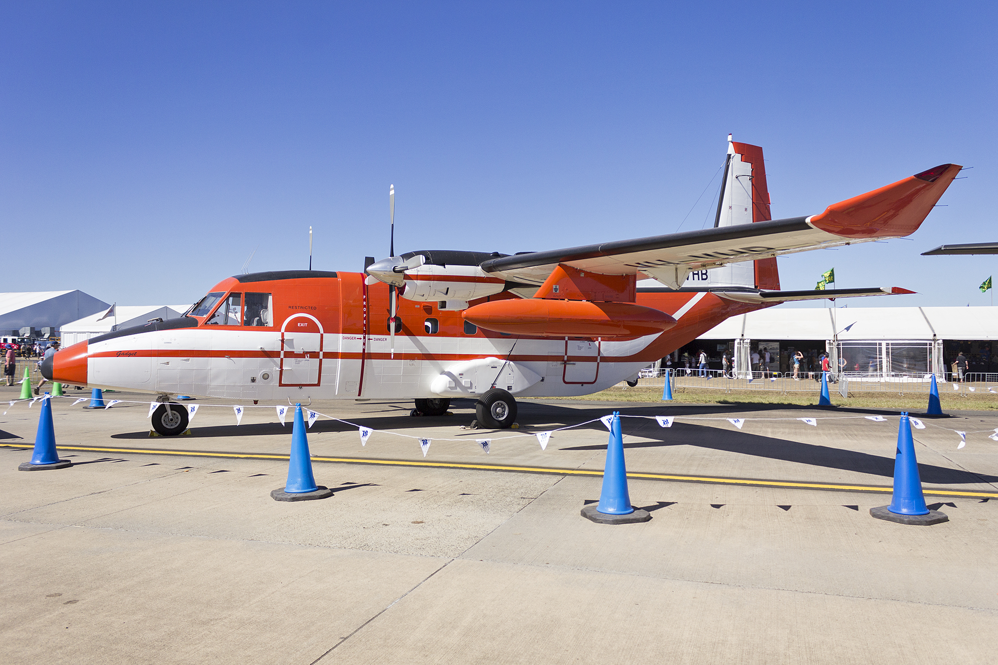Skytraders CASA C-212 EE (C-212-400) VH-VHB en el Avalon Airshow 2013