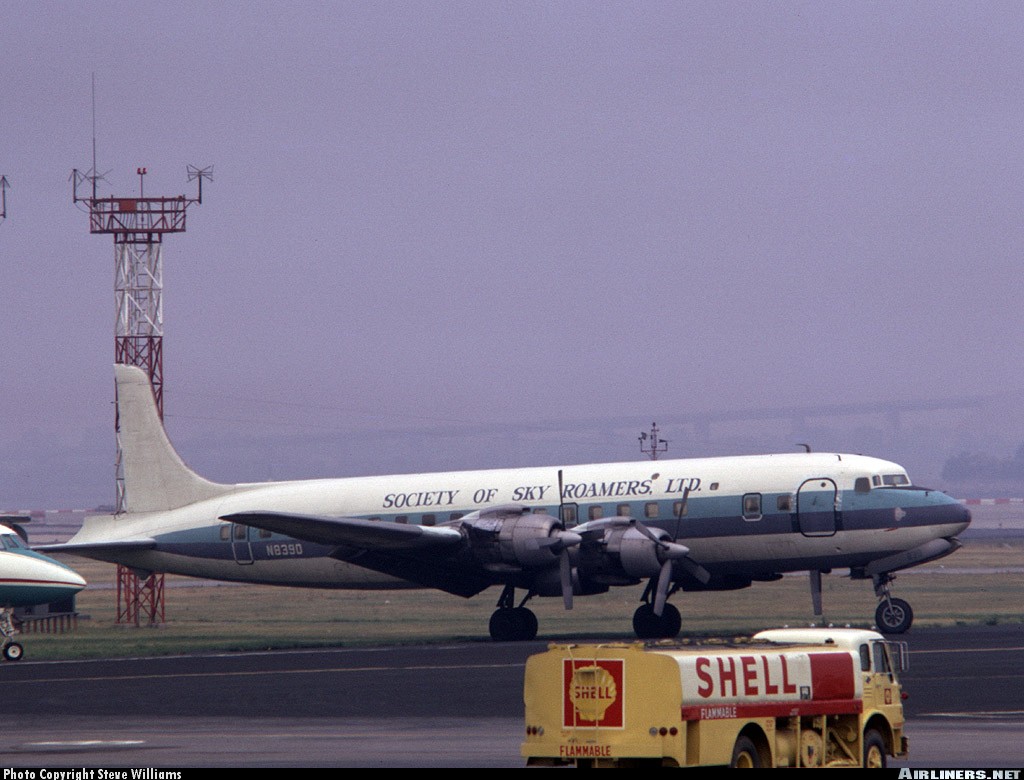 Society of Sky Roamers Douglas DC-7B N839D