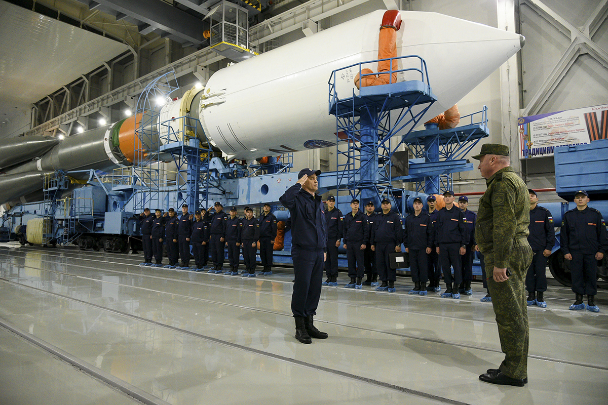 Soyuz-2.1b climbing away with GLONASS-K2 13L