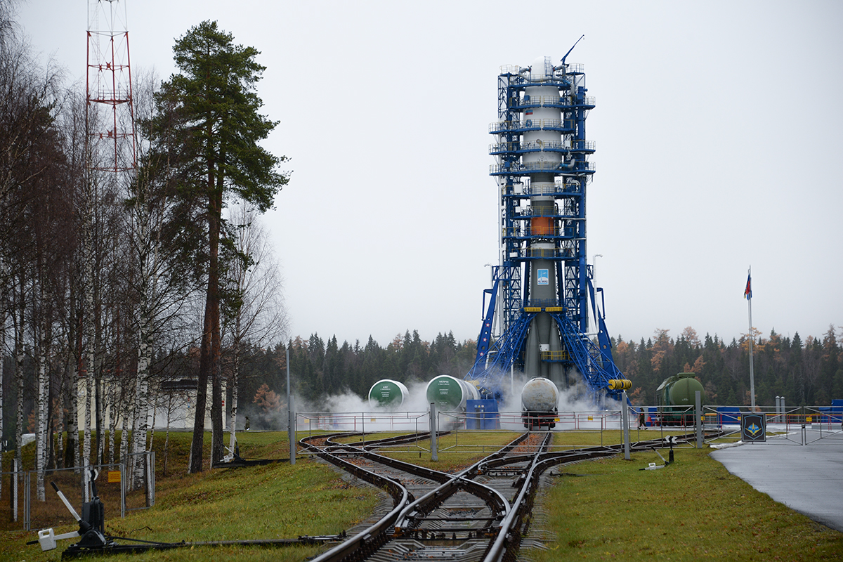 Soyuz-2.1b nos últimos segundos da contagem decrescente em Plesetsk