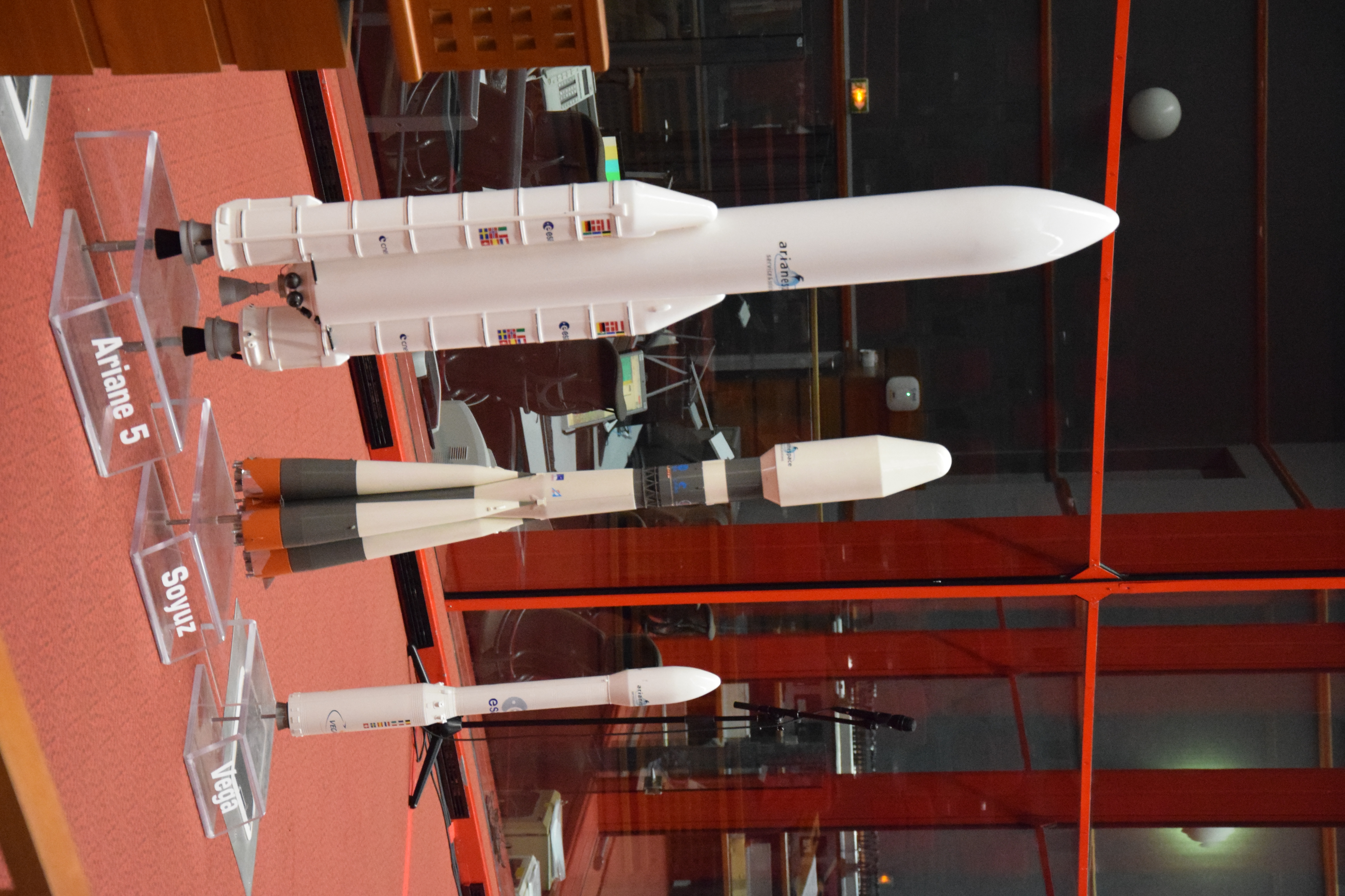 Modelo do Soyuz-2 no museu do espaço de Kourou