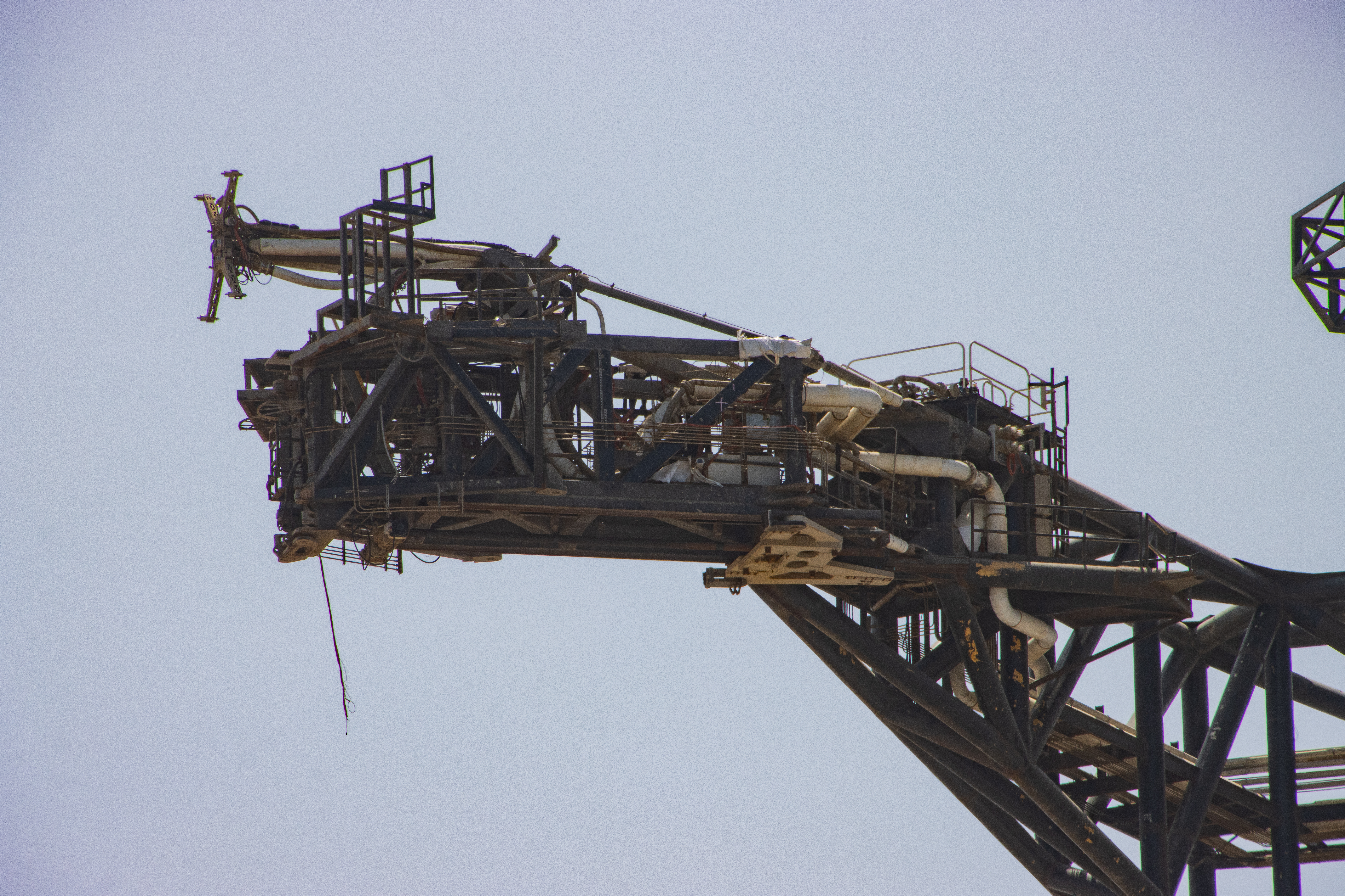 Space X Starbase integration tower quick disconnect arm