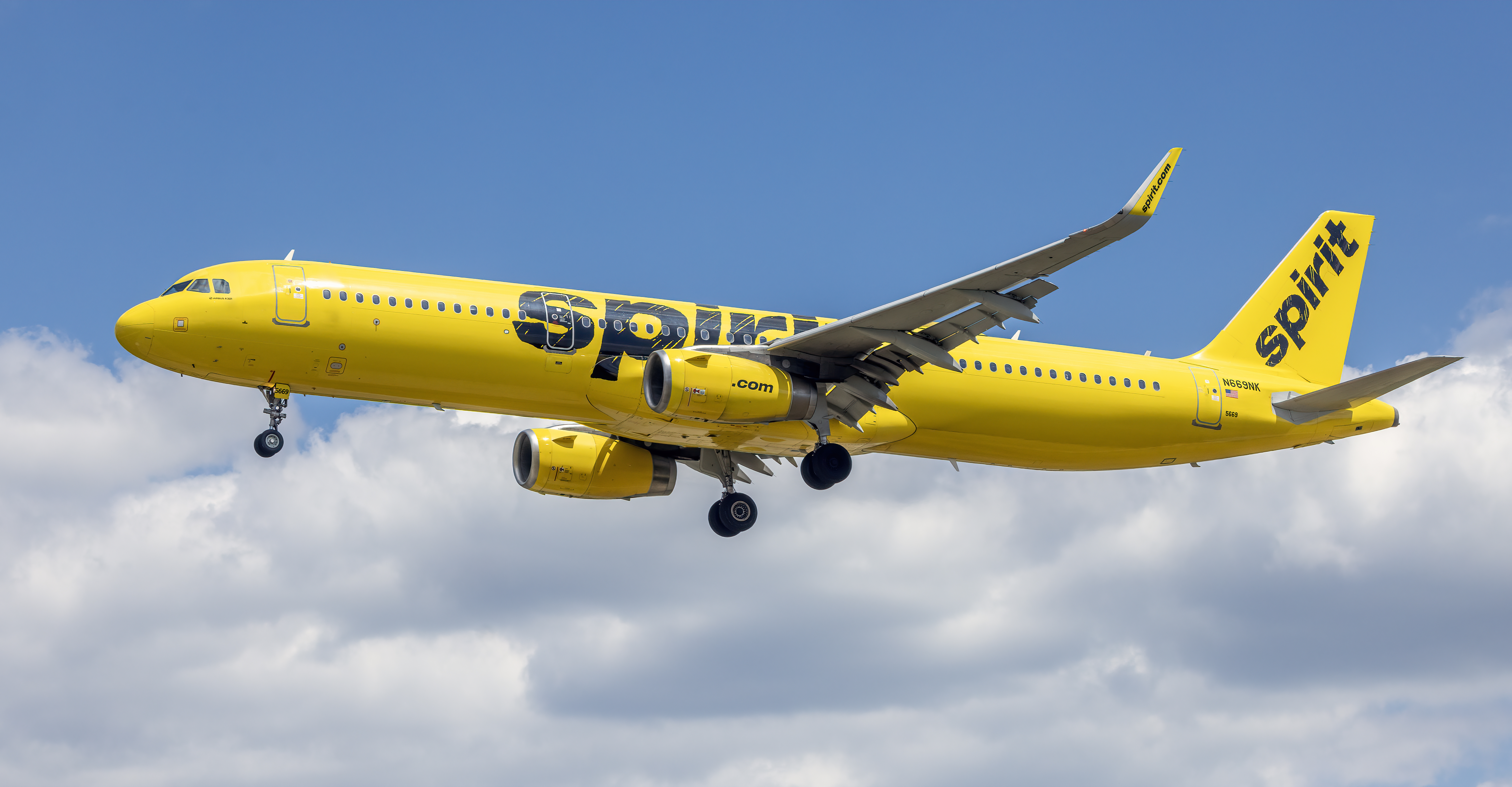 Spirit Airbus A321 N669NK BWI MD1