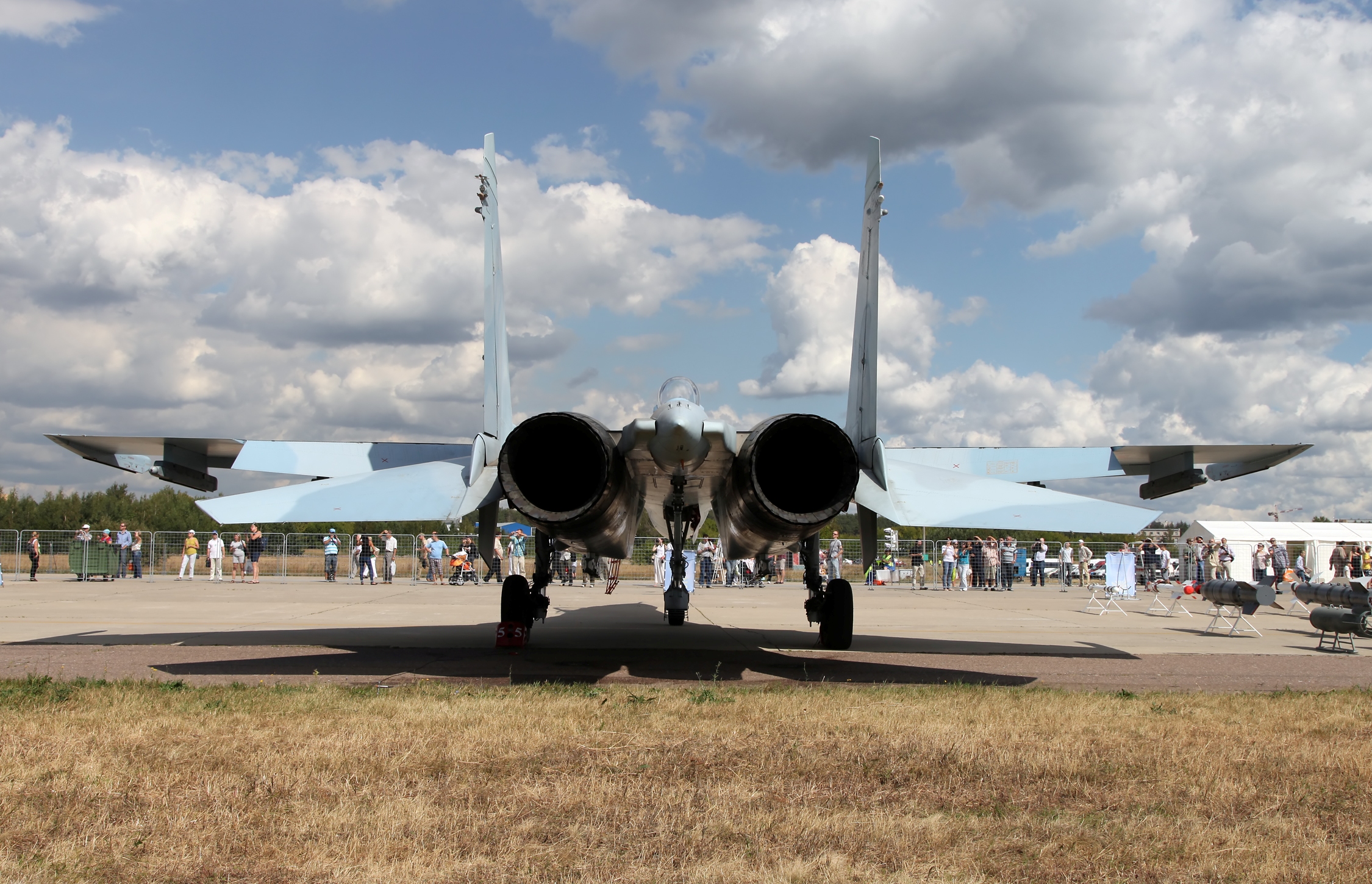 Sukhoi Su-27
