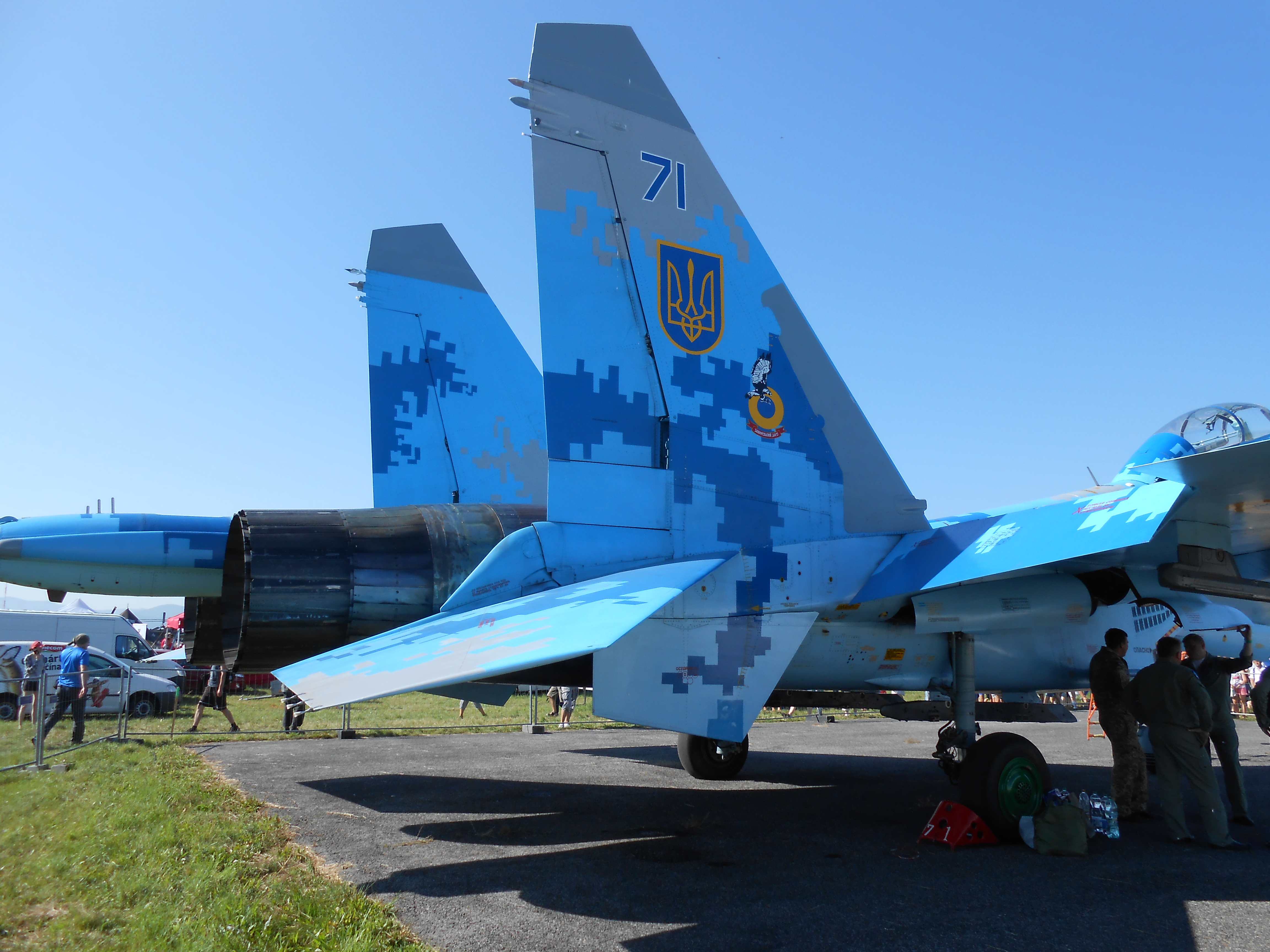 Sukhoi Su-27
