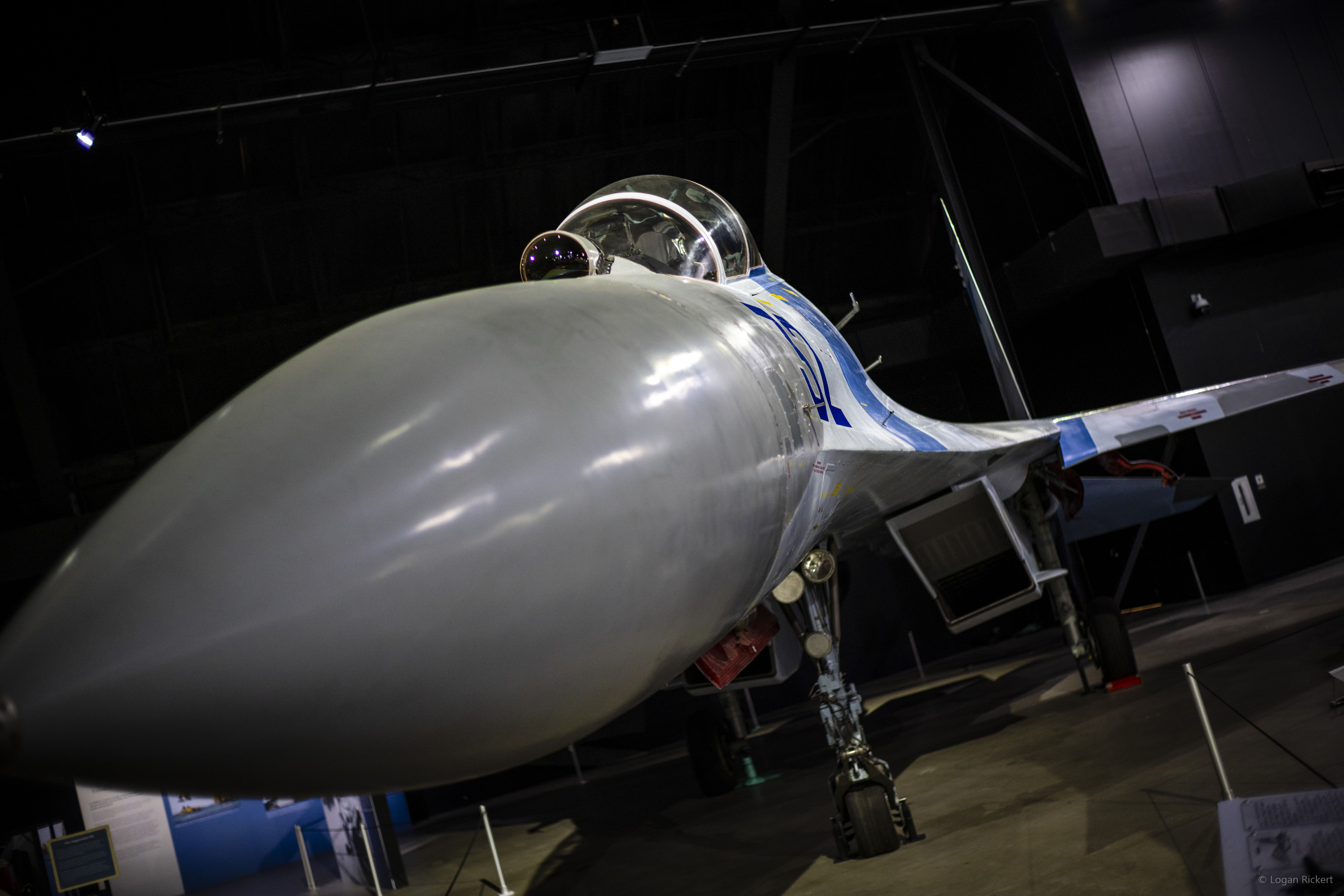 Sukhoi Su-27