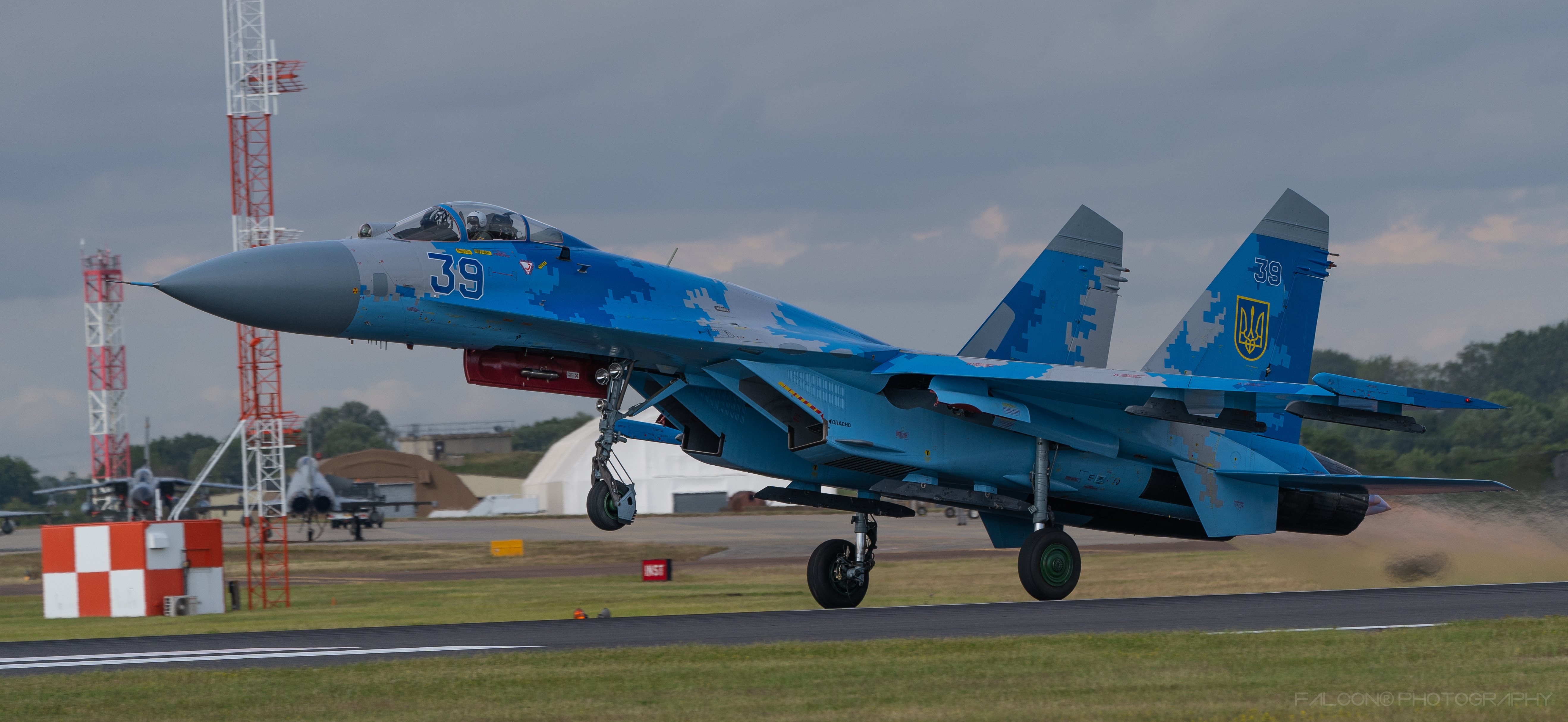 Sukhoi Su-27