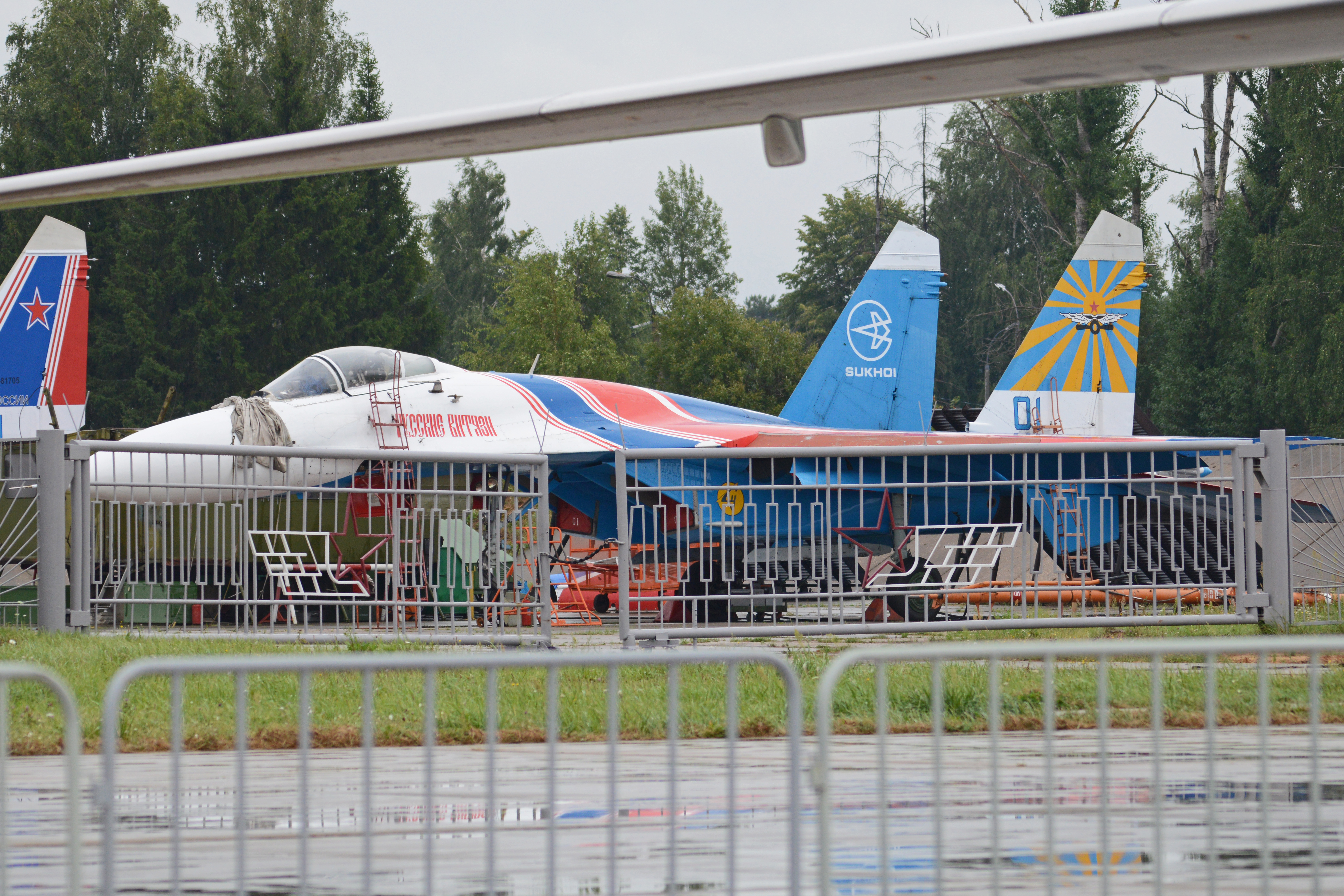 Sukhoi Su-27
