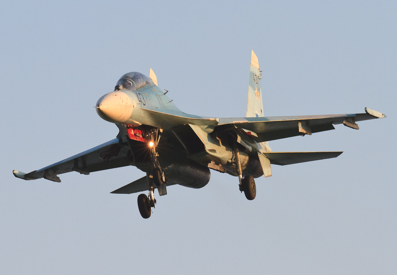 Sukhoi Su-27 — Merlion 86 IMG 0192