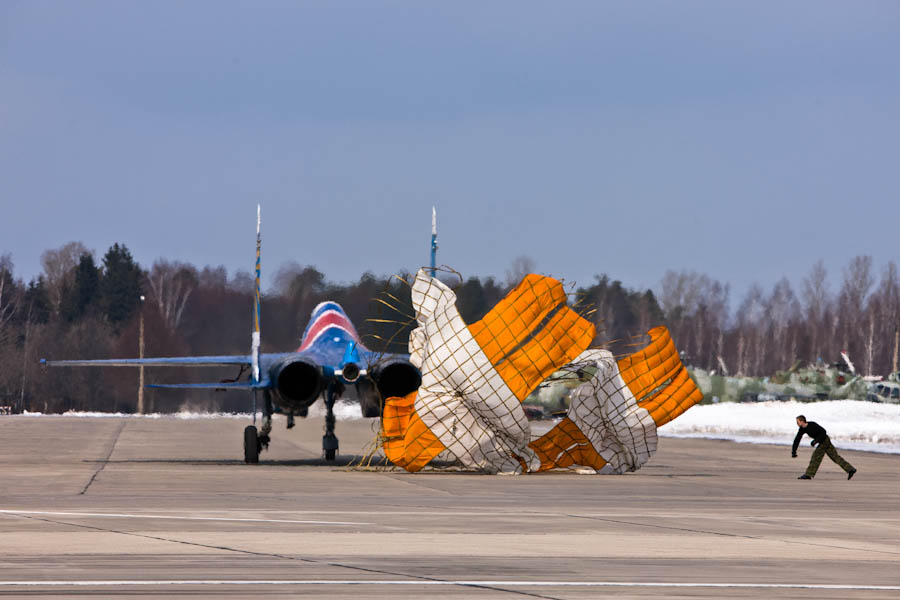 Sukhoi Su-27 — Russian Knights (mil ru) 01