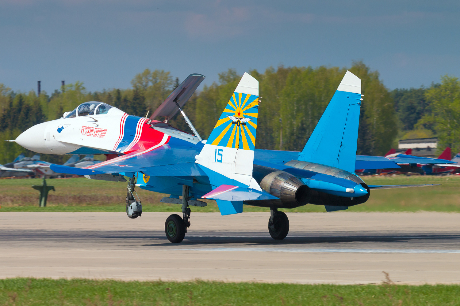 Sukhoi Su-27 — Su27 at UUMB