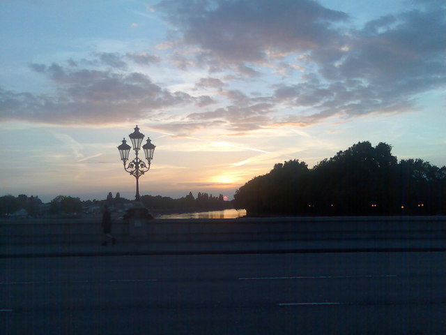 Tramonto sul sud-ovest di Londra - geograph org uk
