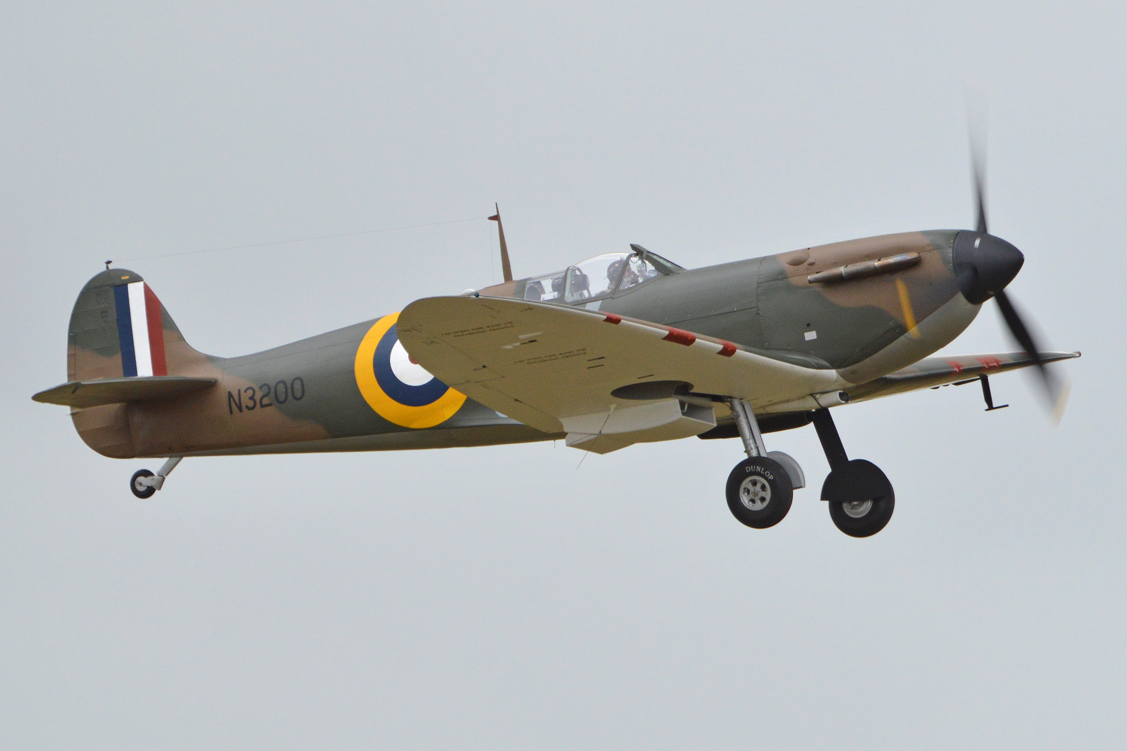 Supermarine Spitfire Ia 'N3200 - QV' (G CFGJ)