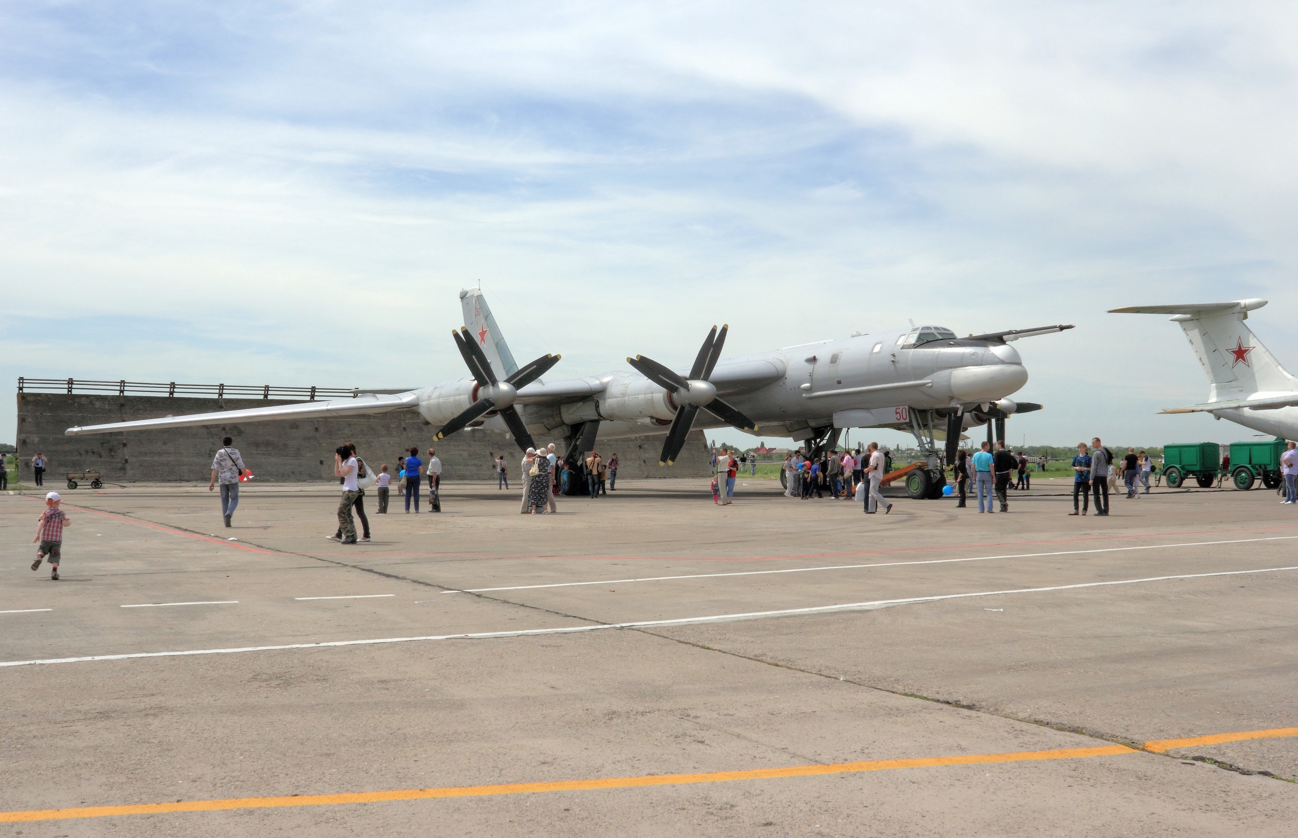 Taganrog Beriev Aircraft Company Tu-95MS IMG 7931 1725