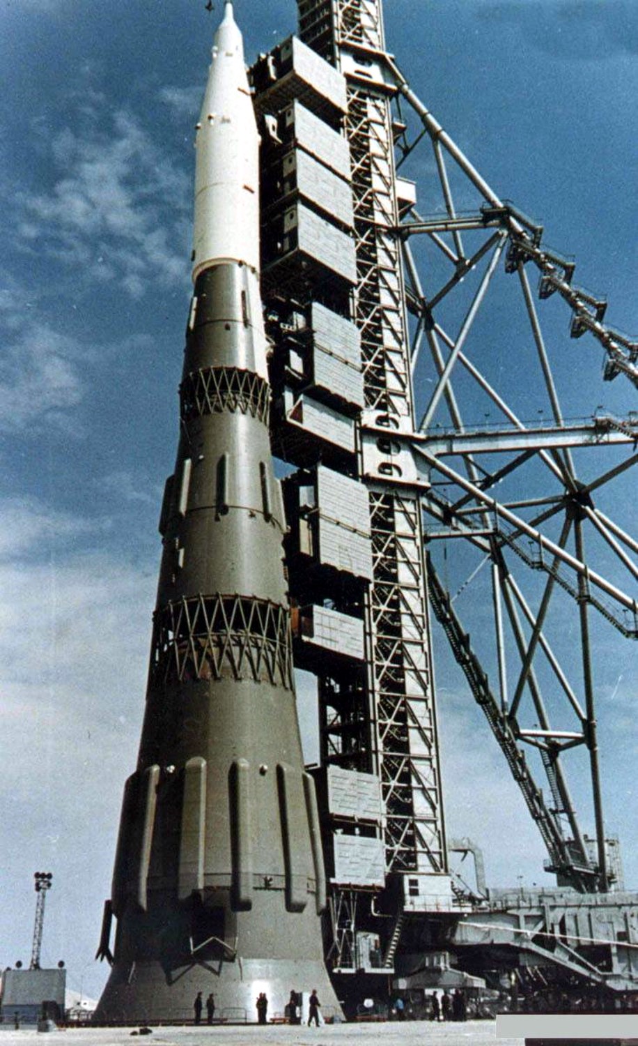 The N1 1M1 mockup on the launch pad at Baikonur, late 1967