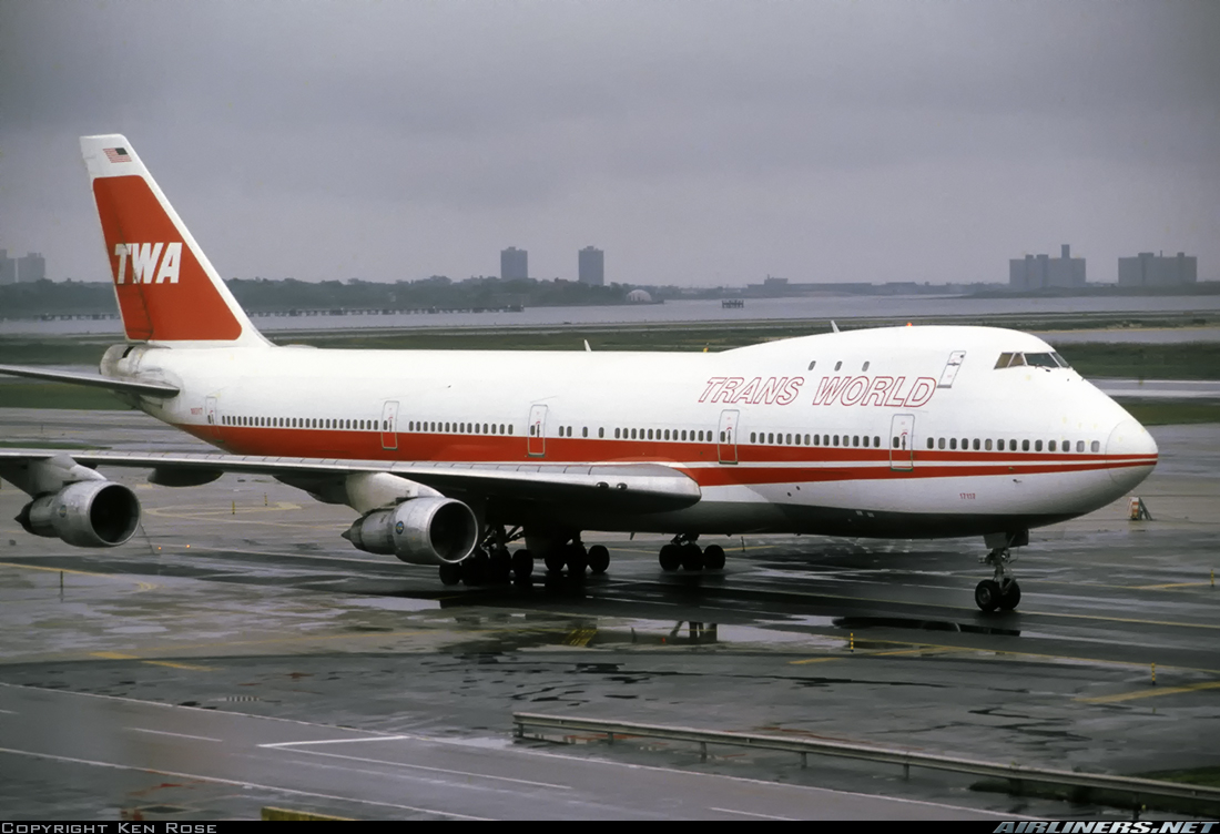 Boeing 747