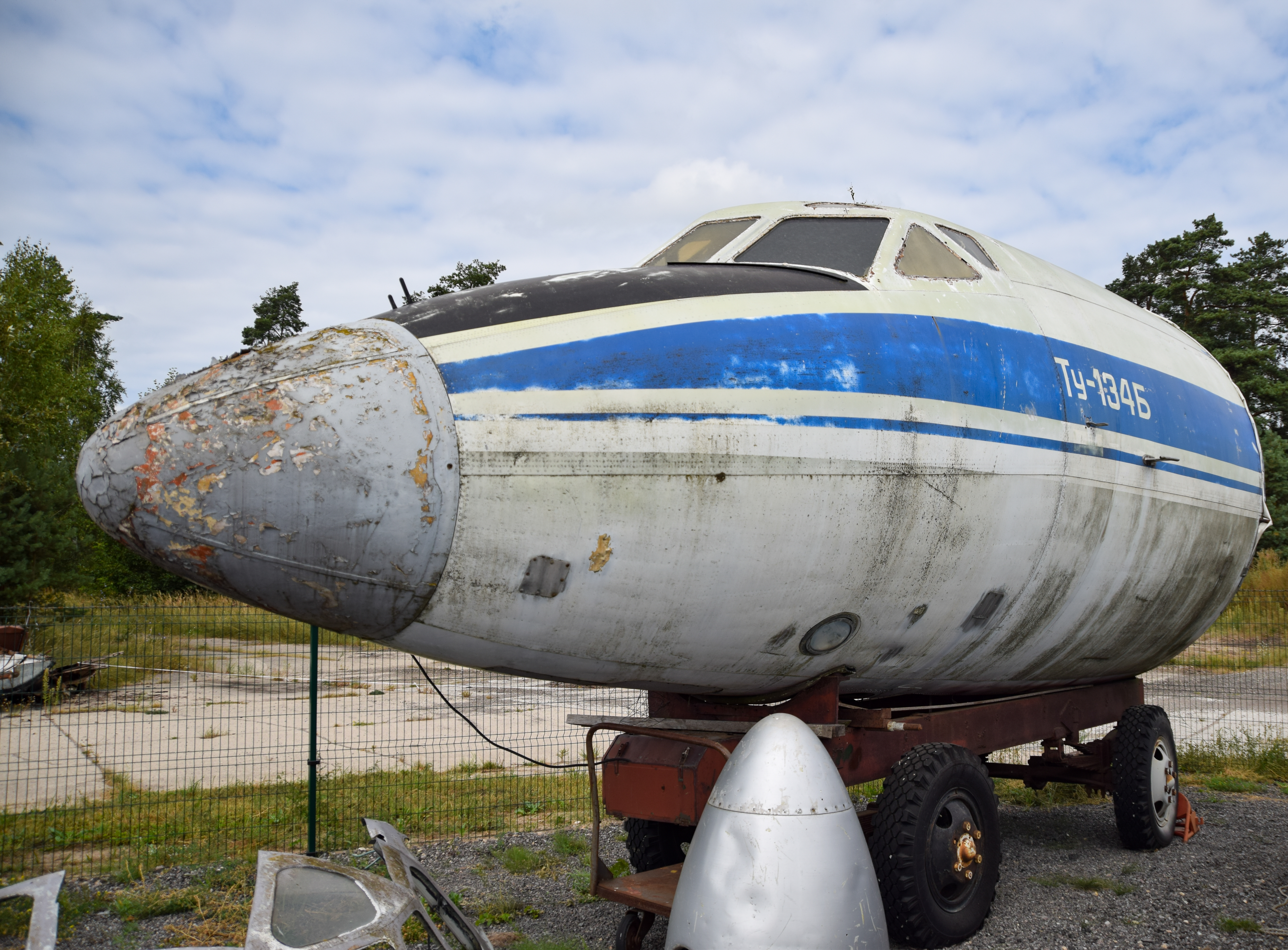 Morro del Tu-134B en el Museo de Aviación de Riga (Letonia), agosto de 2022