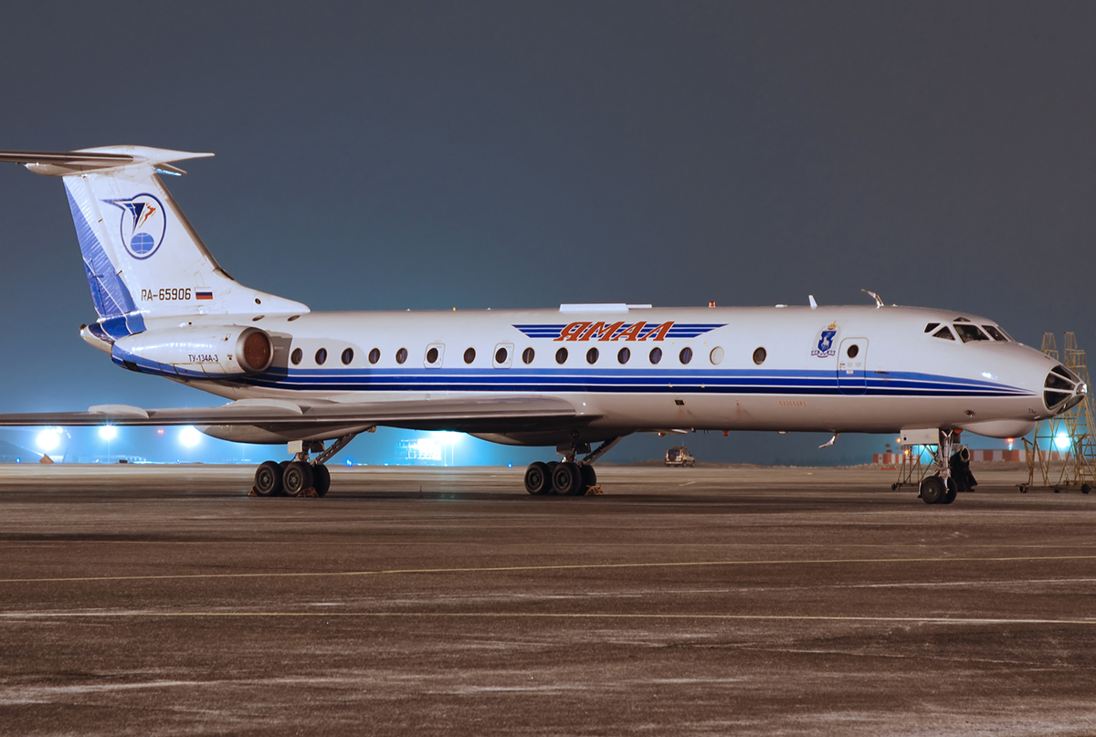 Tupolev Tu-134 (Yamal) RA-65906