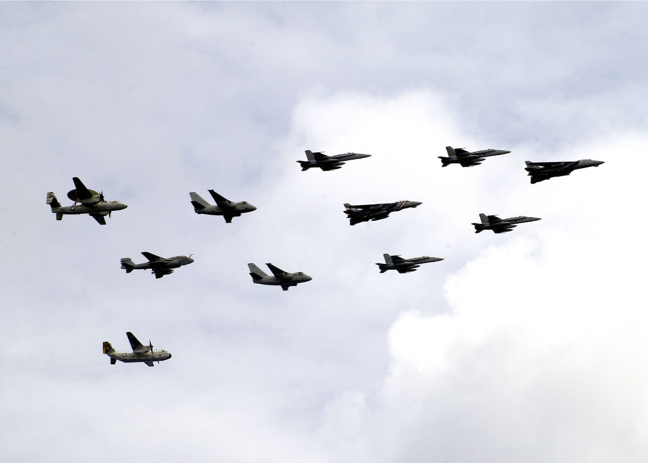 ¿Cuanto tarda el portaaviones en llegar al caribe?