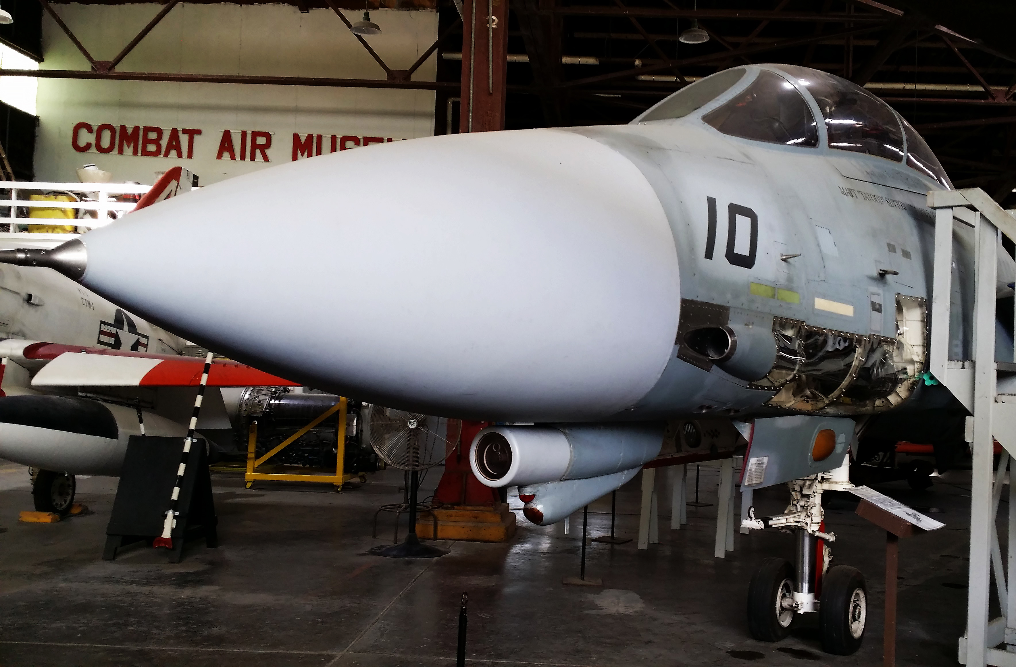US Navy Grumman F-14A Tomcat (Top Gun)