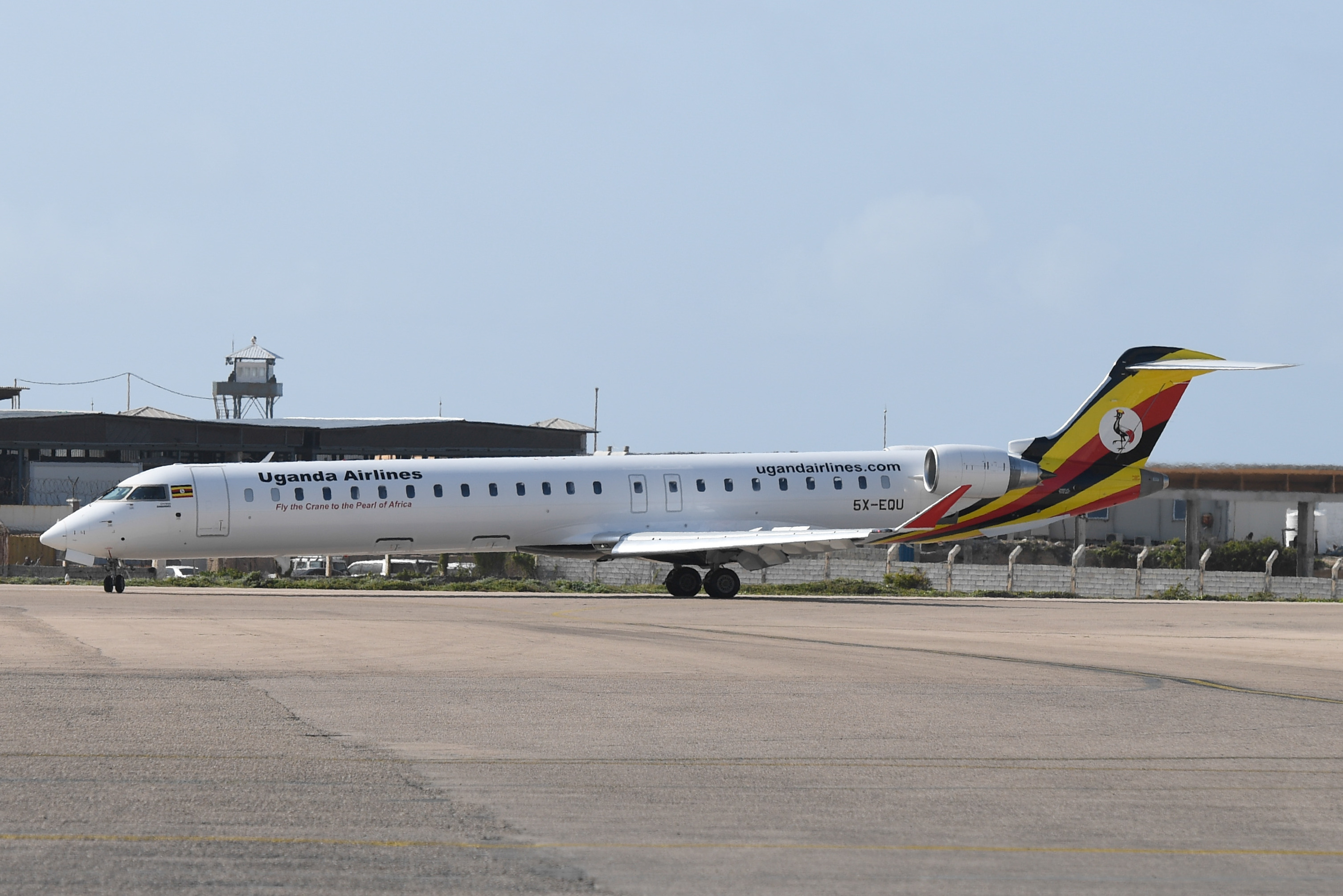 Uganda Airlines, 5X EQU, Bombardier CRJ-900