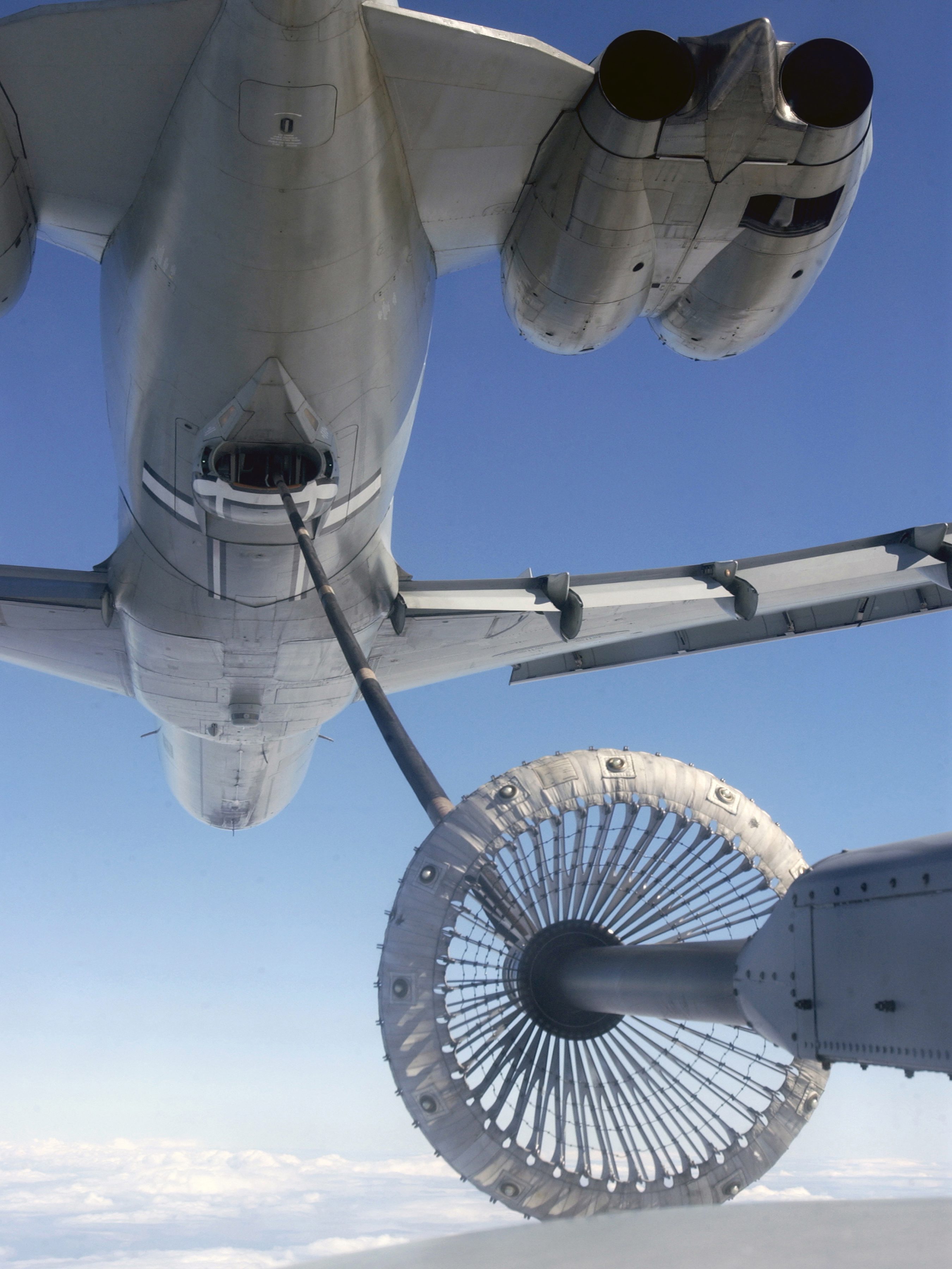 VC10 tanker trailing its refuelling basket to a Hercules above the Falkland Islands