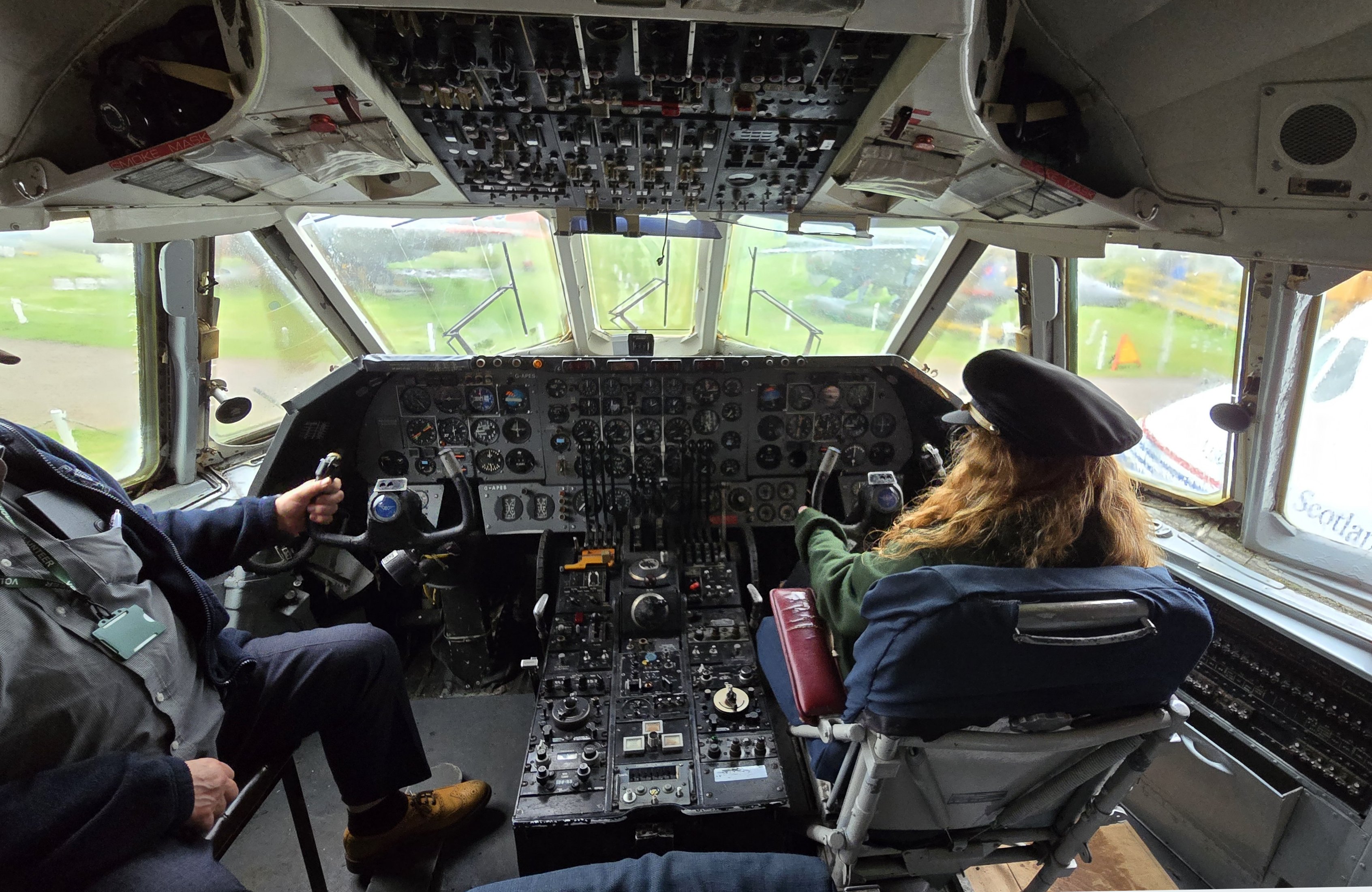 Vickers V953C Vanguard cockpit