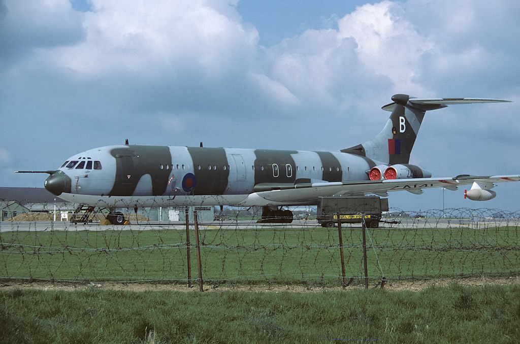 Vickers VC10 K.2 ZA141, 101º Squadron, schema di mimetizzazione sperimentale, RAF Brize Norton, 1985