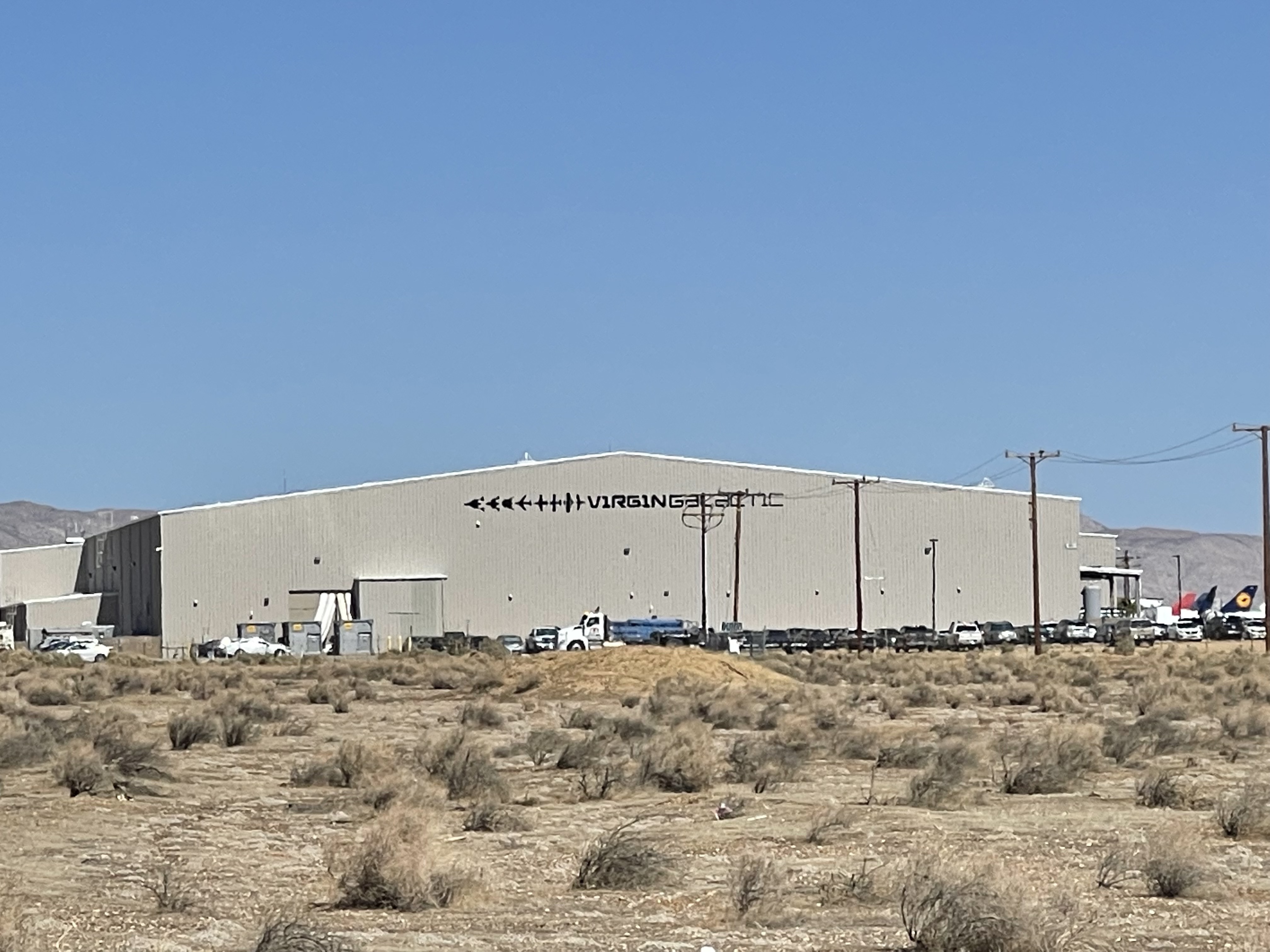 Hangar Virgin Galactic al Mojave Air & Space Port - marzo 2022 - Sarah Stierch