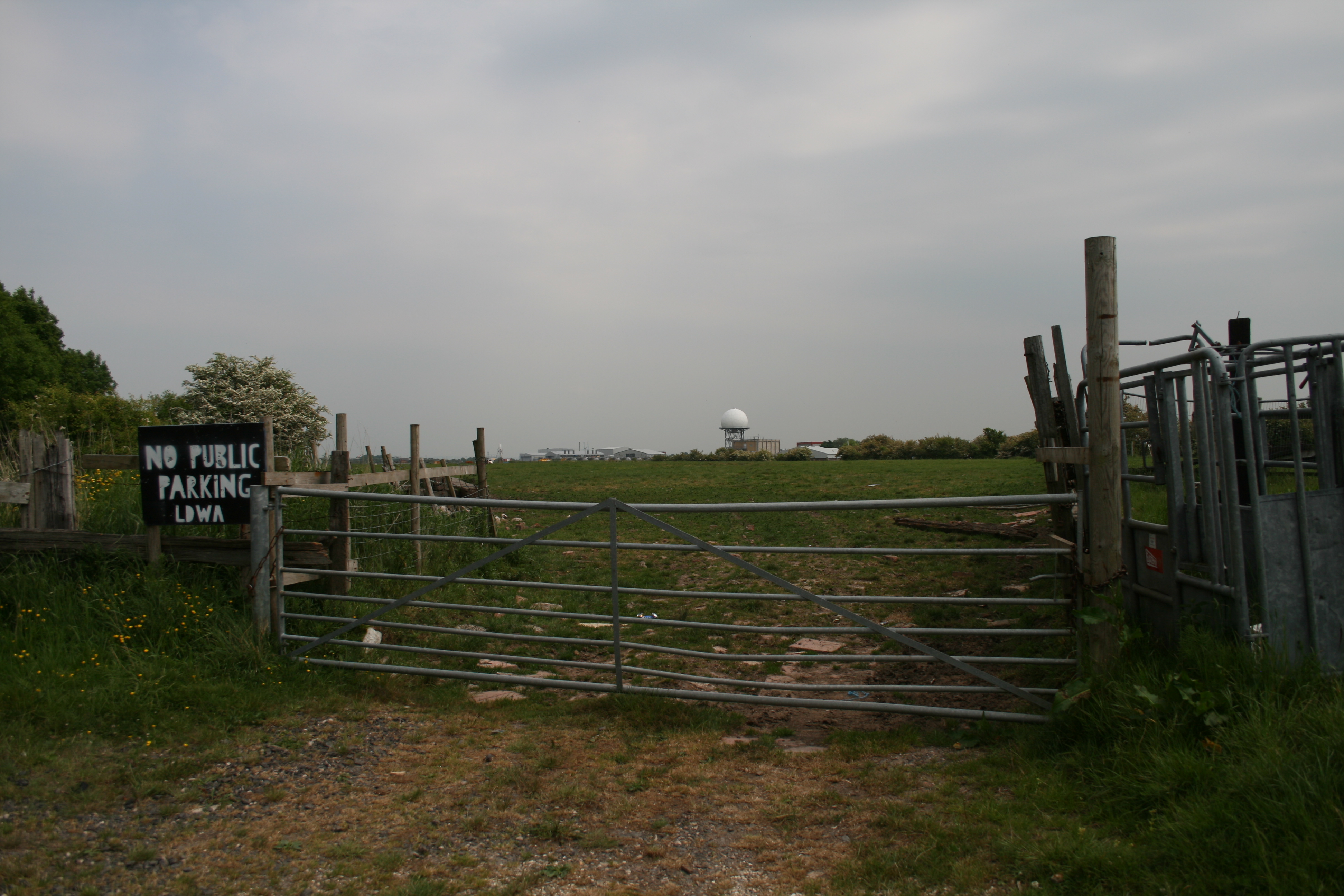 Warton Footpath, British Aerospace in the Background - panoramio
