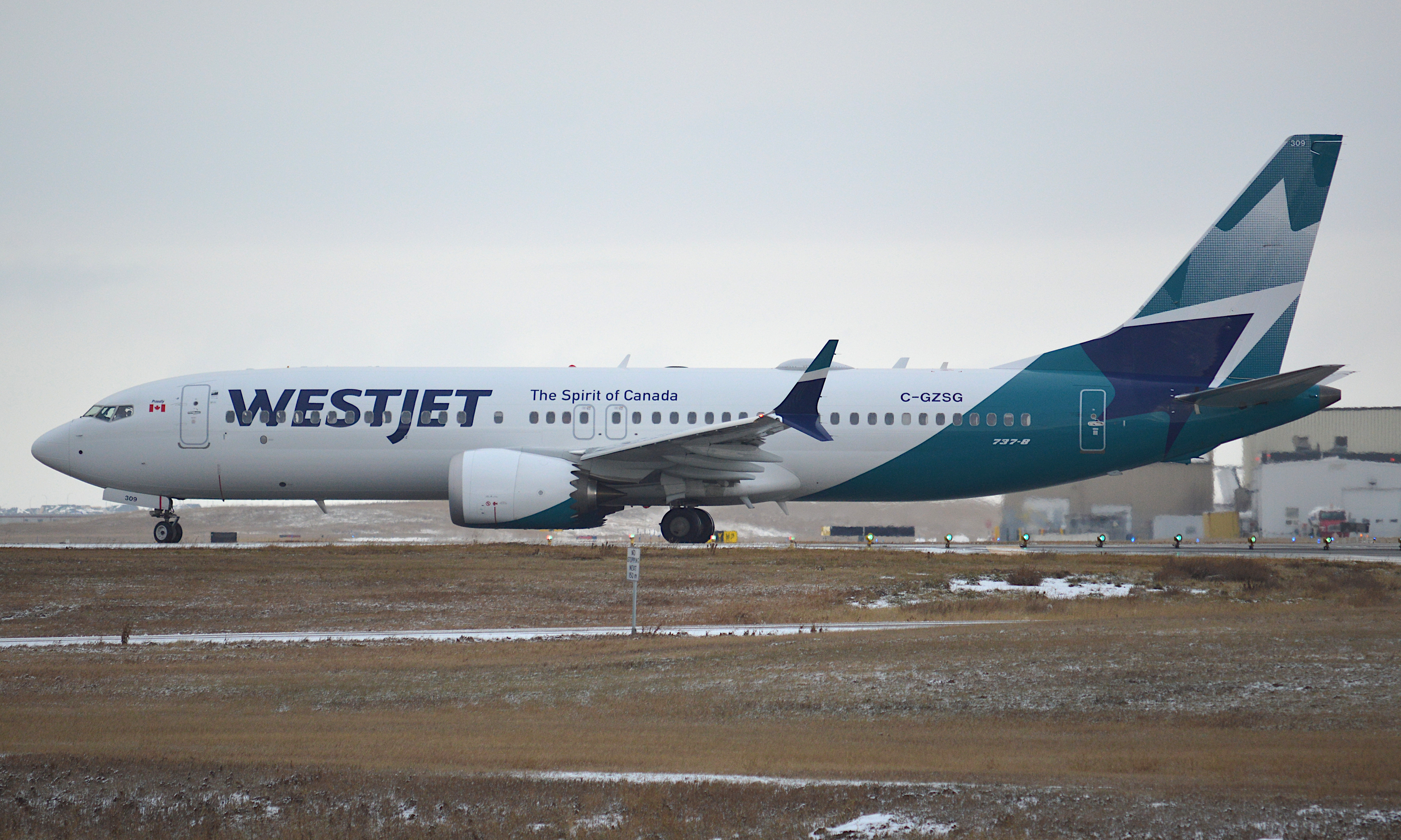 ¿Cuando salio el boeing 737 max?