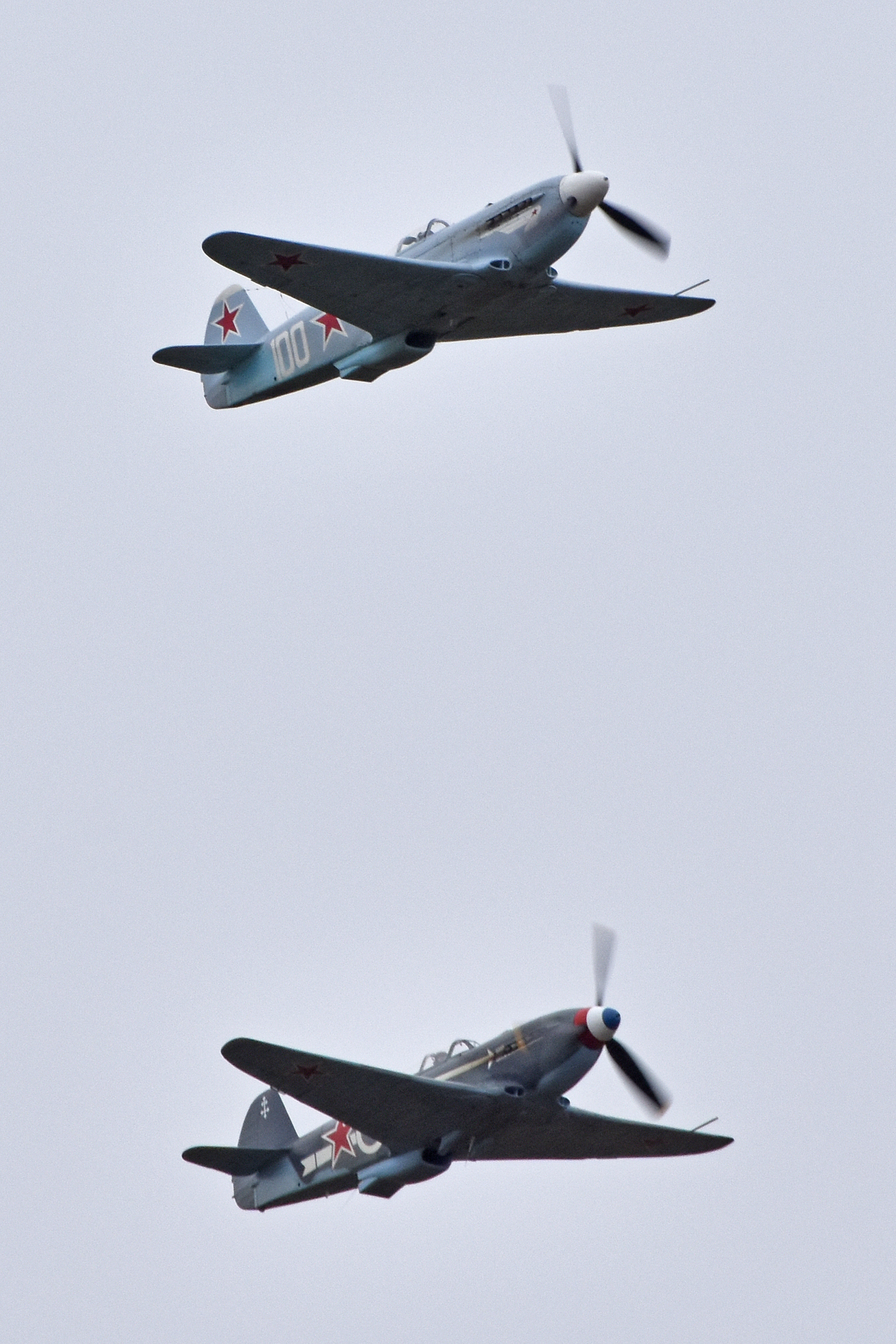 Yak-3UA-Paar (G-CGXG und G-OLEG). Duxford, 22.9.2018