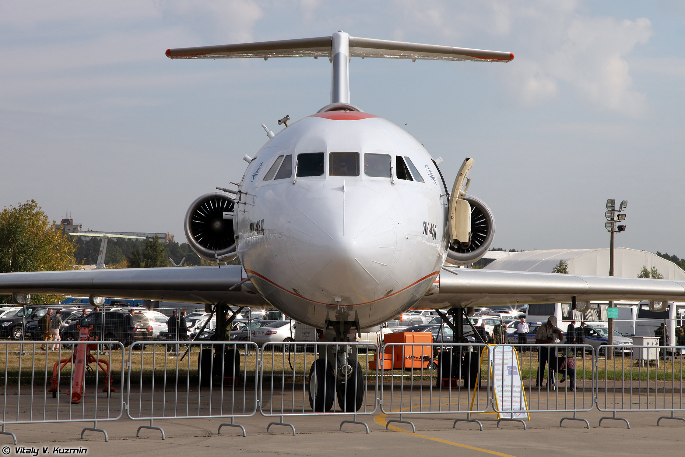Yak-42D - MAKS 2015, parte 4, 16
