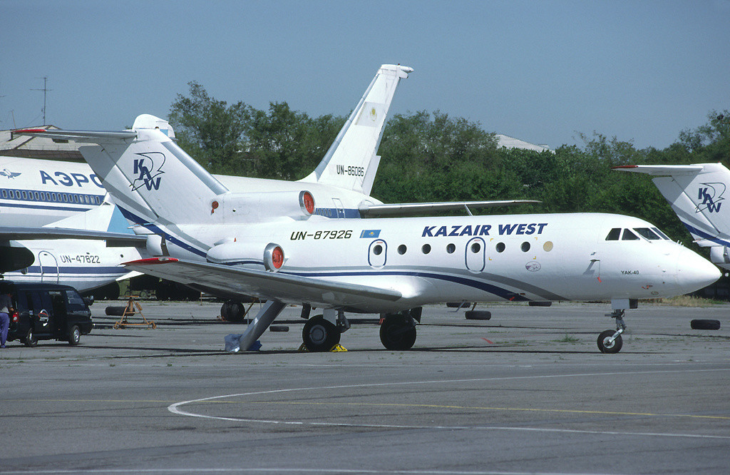 Yakovlev Yak-40K - Kazair West