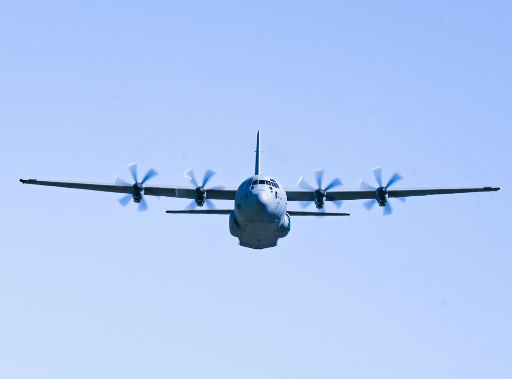 C-130J-30 Super Hercules da Guarda Nacional Aérea da Geórgia durante uma missão de treinamento