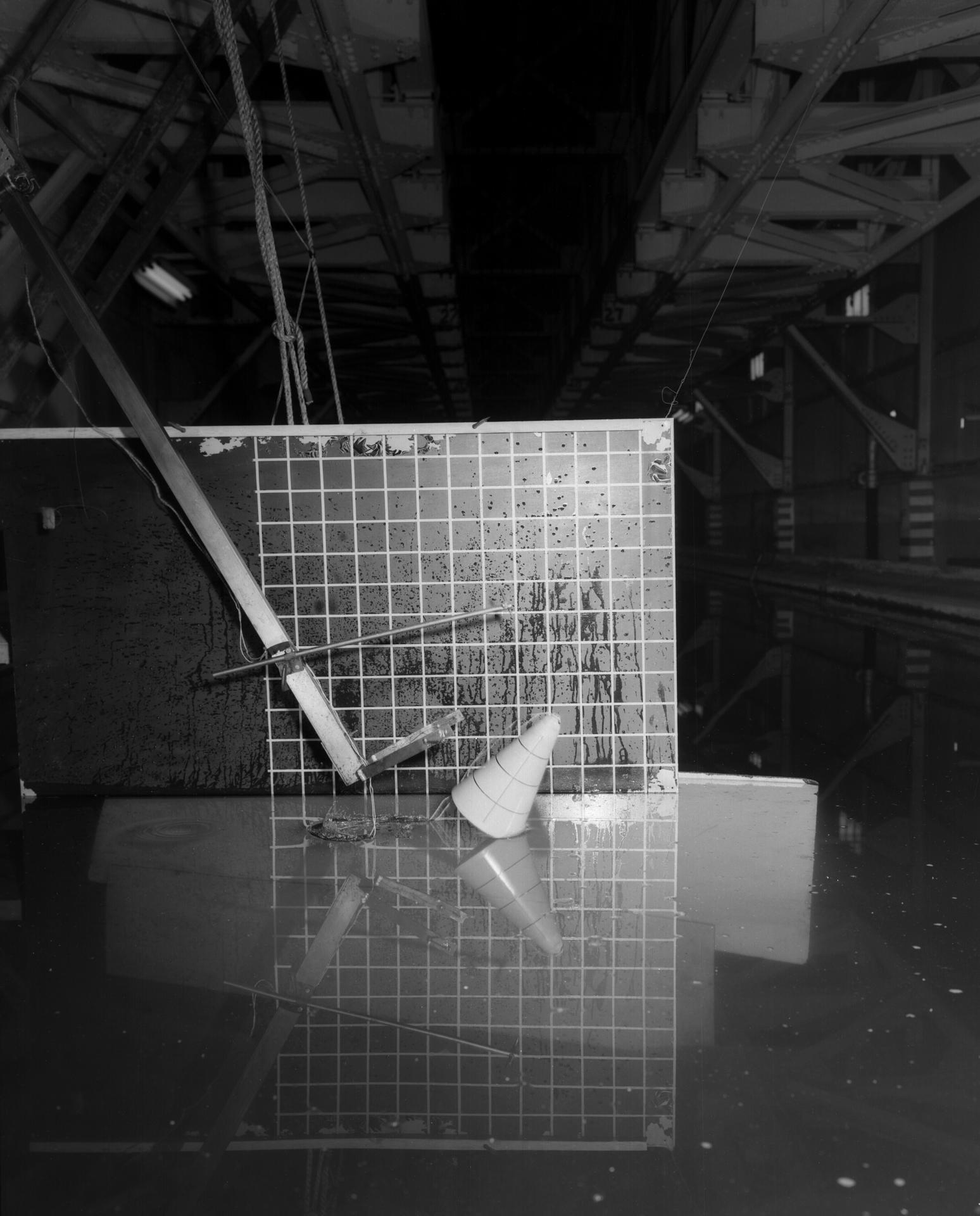 Ensayo de la cápsula Mercury forma A por la División de Hidrodinámica de Langley (LRC-1958-B701 P-02861)
