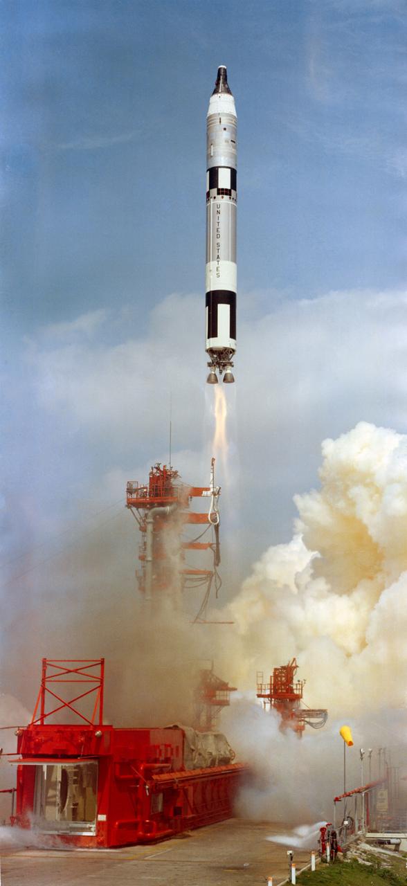 Il Gemini-Titan 8 si alza dal Complesso di Lancio 19