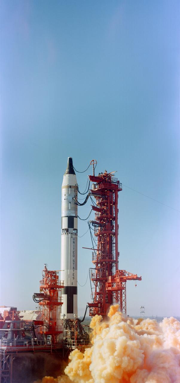 Le Titan II GLV-2 lance le vol non habité Gemini 2, 19 janvier 1965