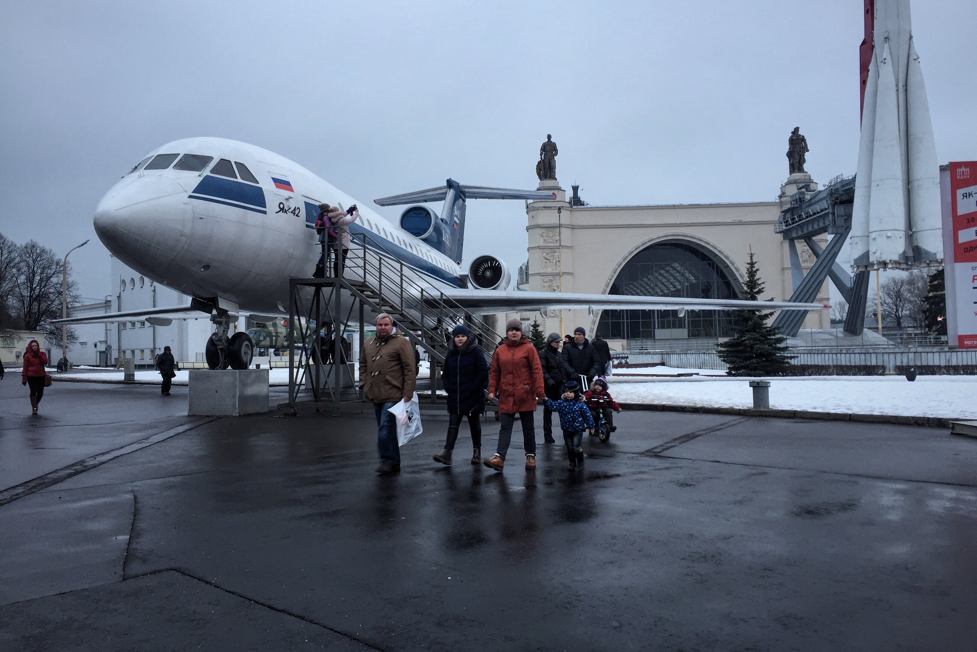 Yakovlev Yak-42
