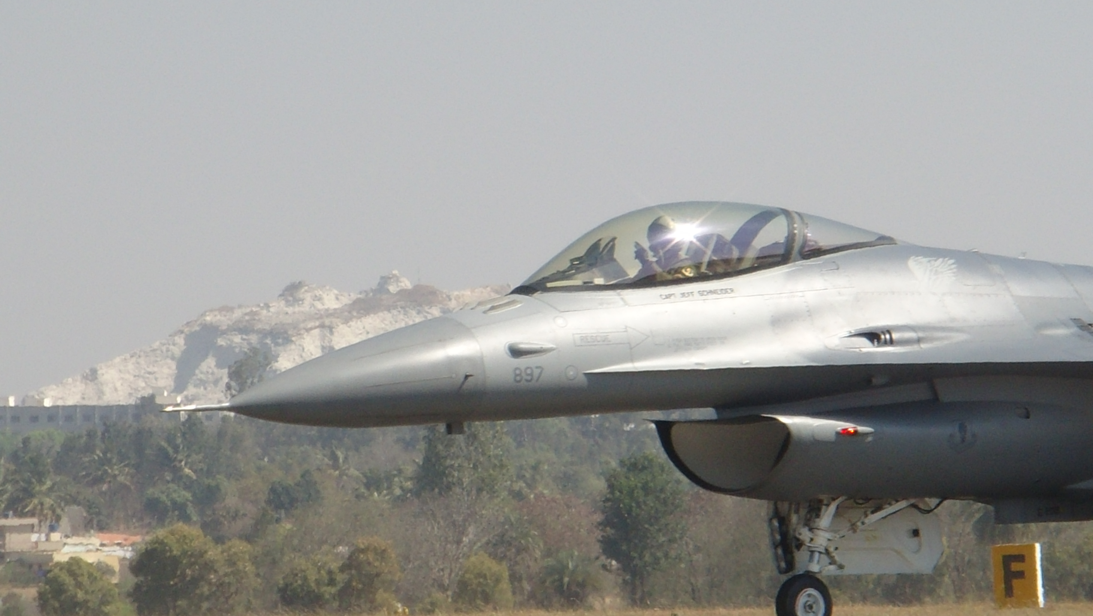 General Dynamics F-16 Fighting Falcon