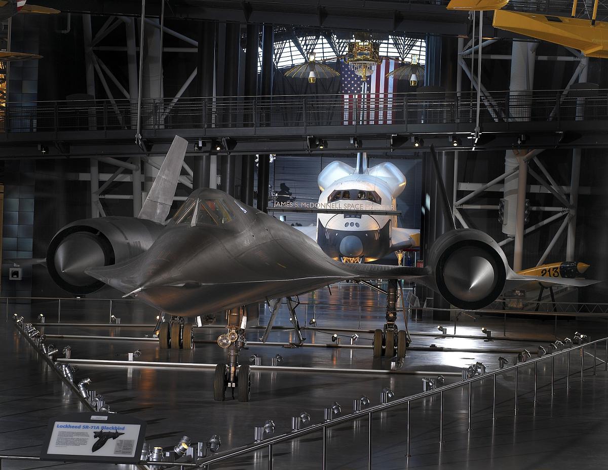 What happens when a plane goes supersonic?